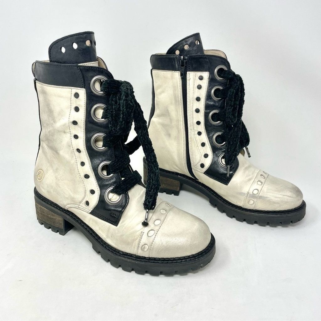 Other CASTA Ivory& Black Butter Soft Leather Combat Boots Size 37 Size US 7 / IT 37 - 2 Thumbnail