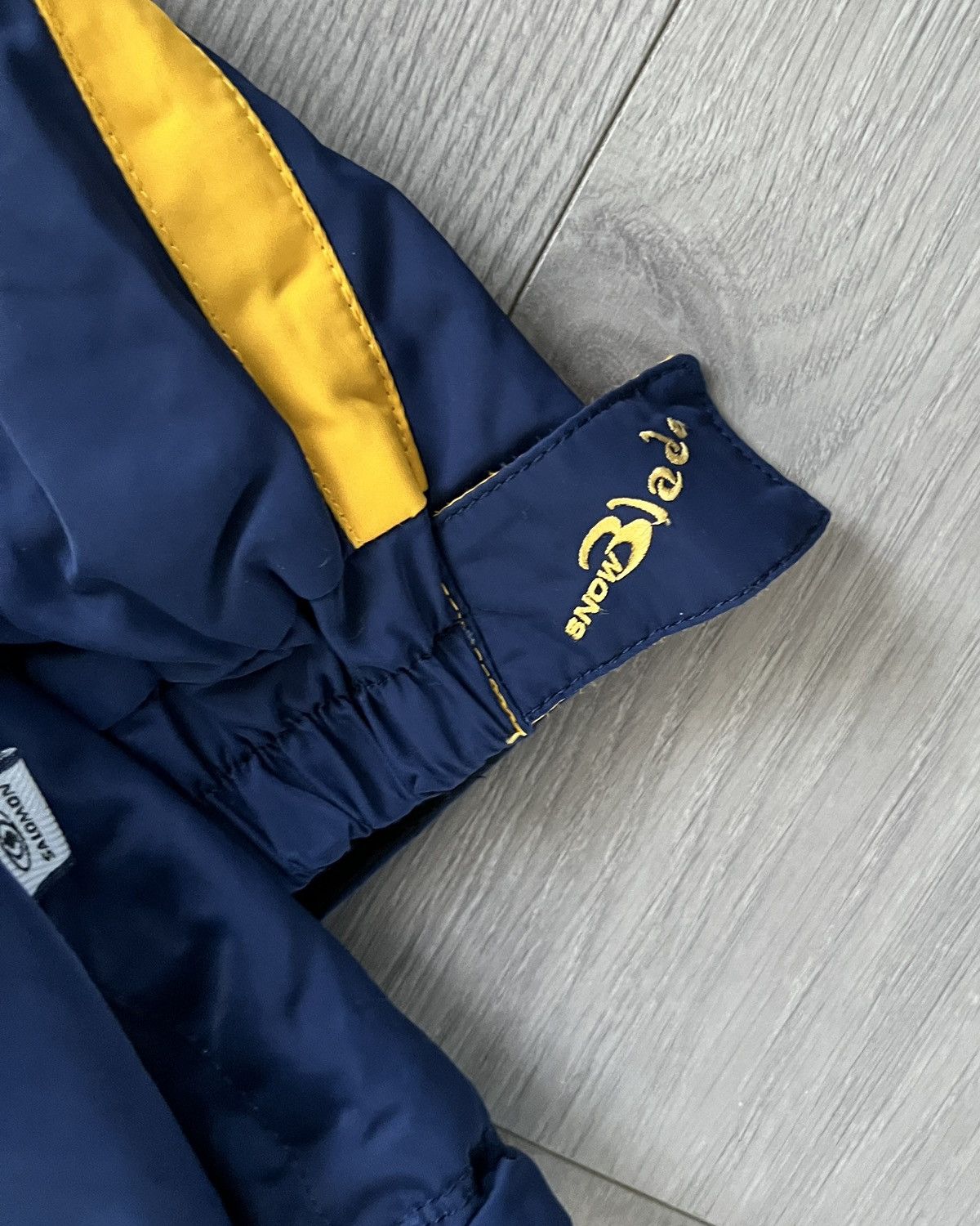 Salomon Salomon 1990s Warmtech Waterproof Jacket Size US S / EU 44-46 / 1 - 5 Thumbnail