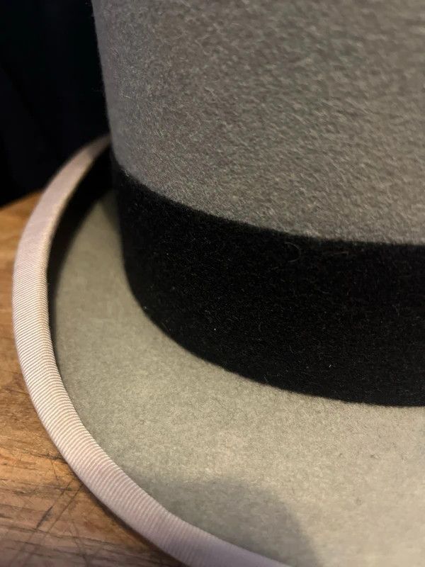 Lock & Co Hatters Lock & Co Hatters St James Street London Grey Top Ha Size 38 - 3 Thumbnail