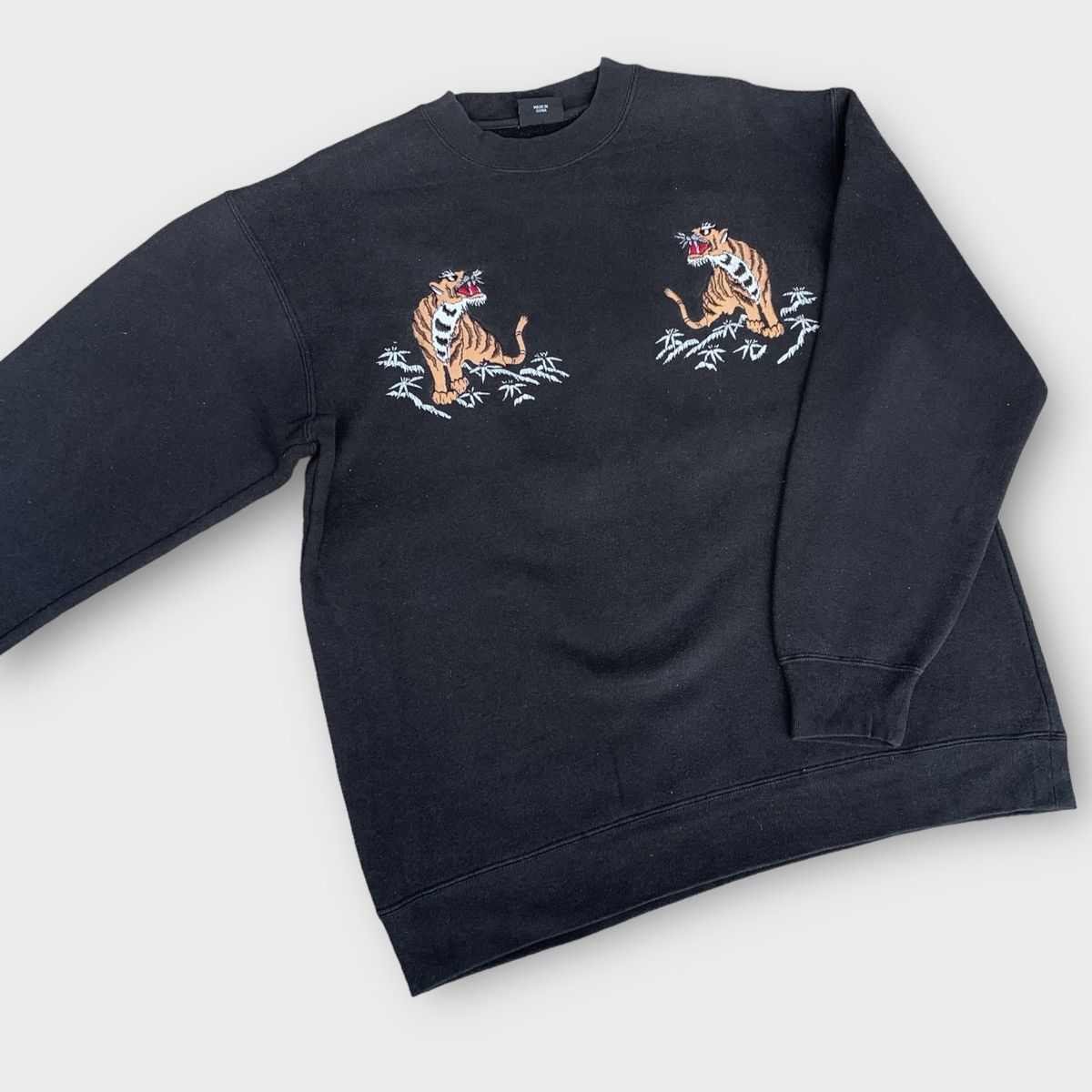 Japanese Brand Japan Dragon Embroidered Logo Sukajan Style Size US L / EU 52-54 / 3 - 3 Thumbnail