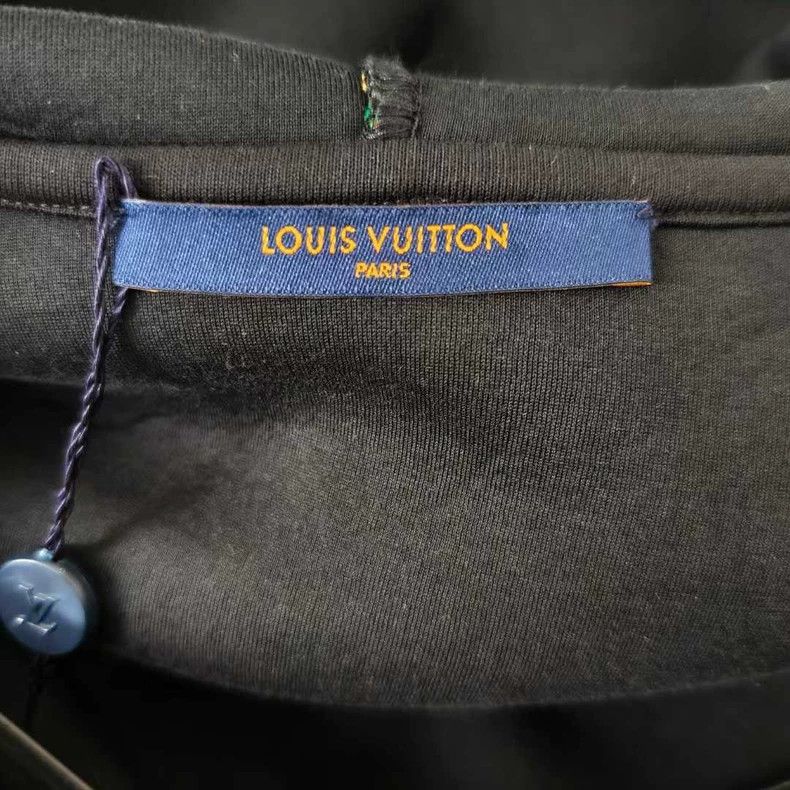 Louis Vuitton Louis Vuitton Zip hooded pullover sweatshirt Size US XS / EU 42 / 0 - 3 Thumbnail