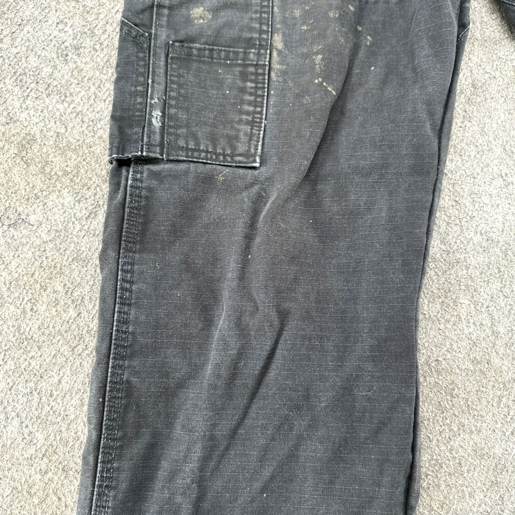 Wrangler Wrangler Pants Mens 34x30 Black Cargo Carpenter Workwear Cotton Distressed Y2K Cargo Straight 90s Mens Size US 34 / EU 50 - 7 Thumbnail