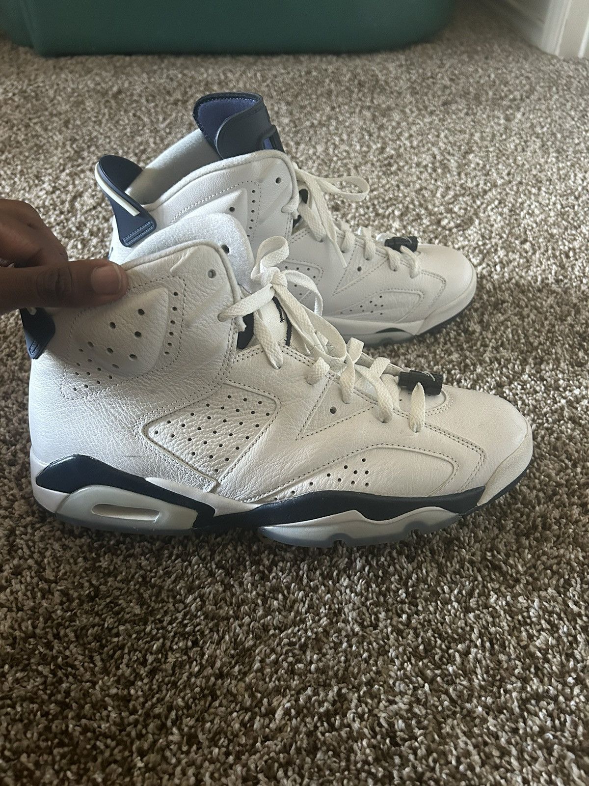 Jordan Brand Air Jordan 6 Retro Midnight Navy Size US 10.5 / EU 43-44 - 1 Thumbnail
