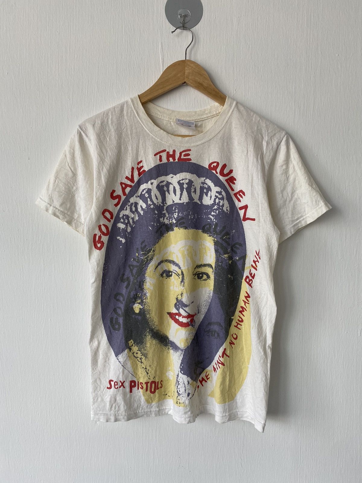Band Tees Vintage Y2K Sex Pistols Band T-shirt Size US S / EU 44-46 / 1 - 1 Thumbnail