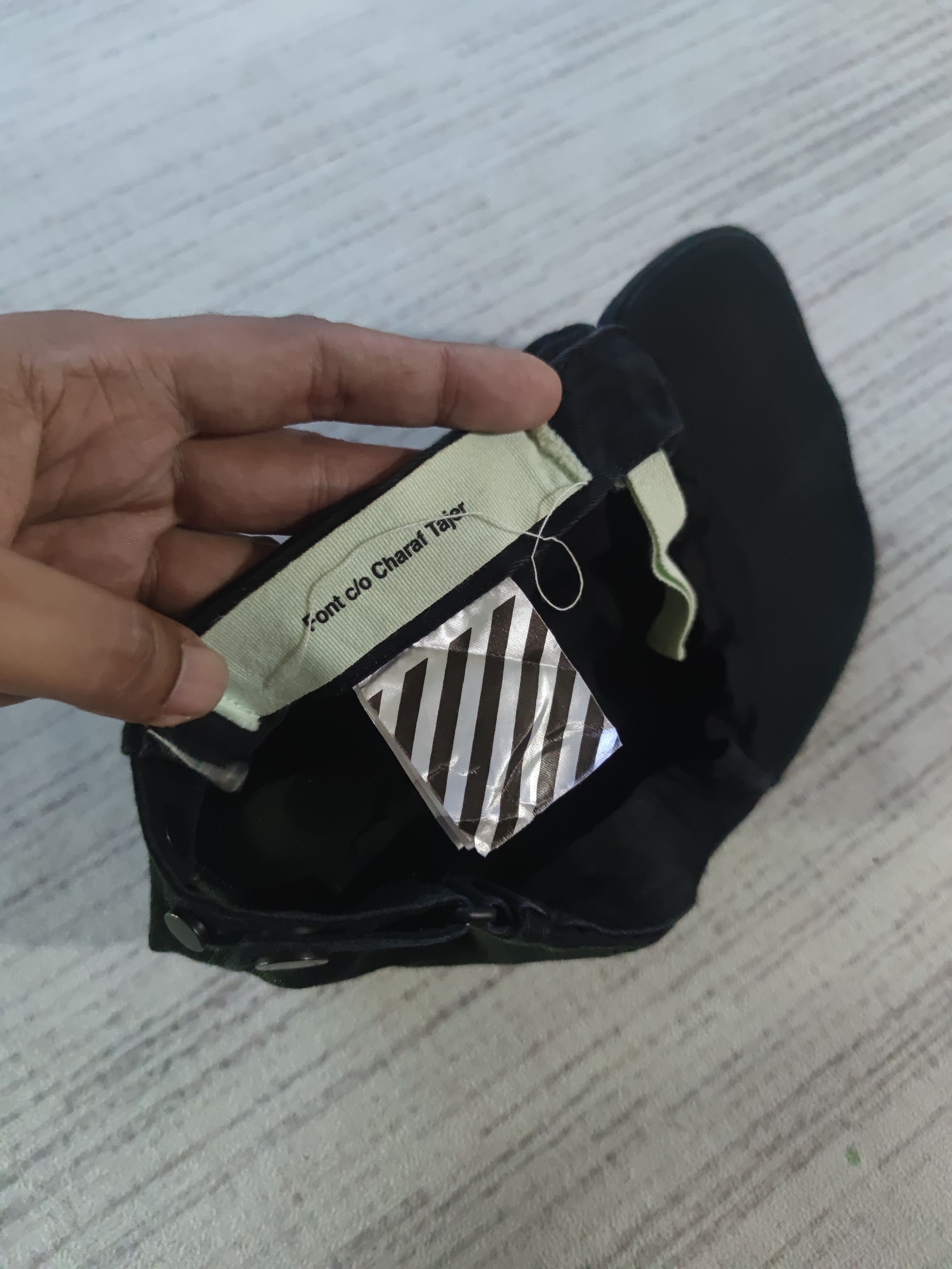 Off-White The End 2017 Off-White Virgil Abloh Font c/o Charaf Tajer Size ONE SIZE - 4 Thumbnail