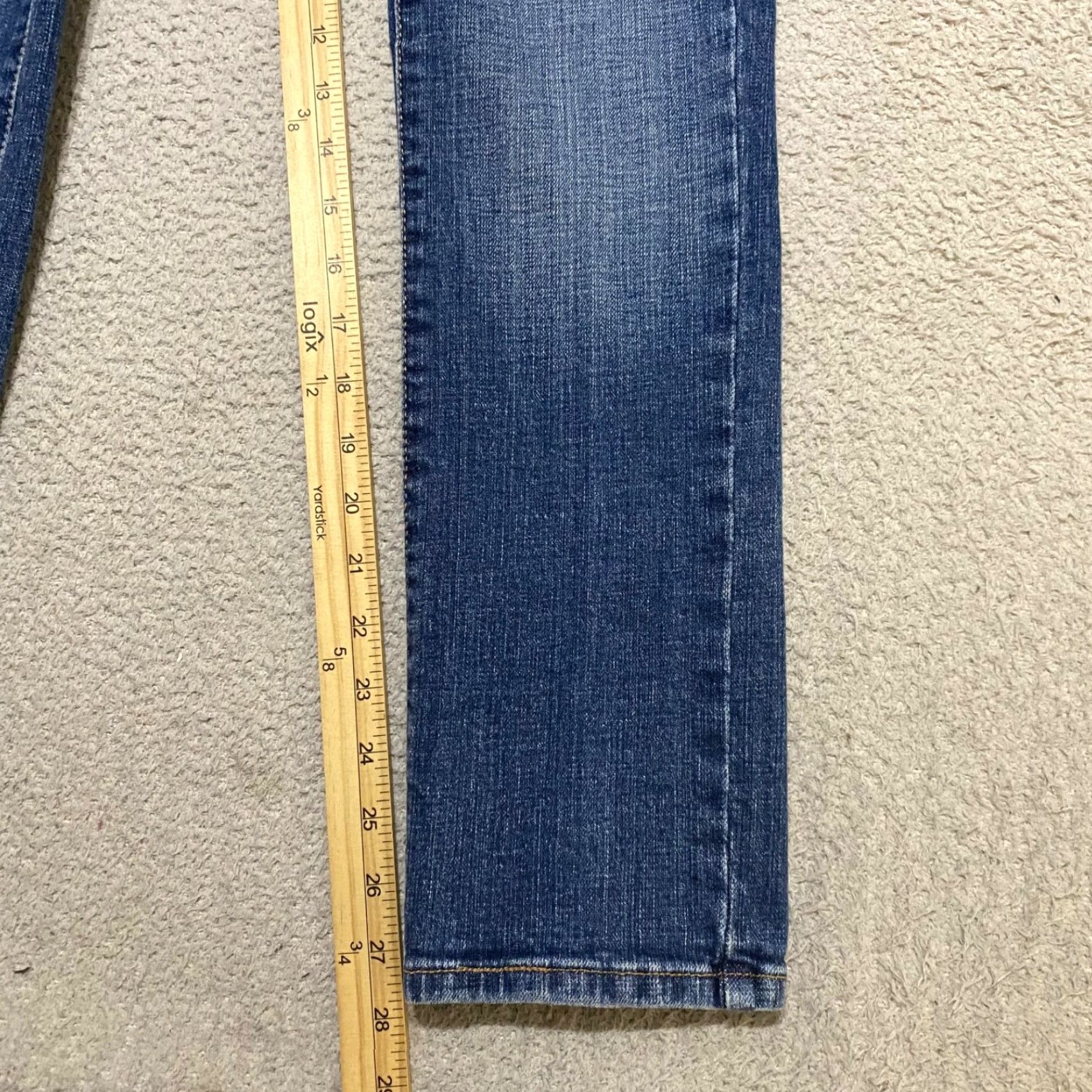 Levi's Levi's Jeans Womens 6 Blue Denim Medium Wash Mid Rise Skinny Regular Pocket 5-Pocket Denim Size 26" / US 2 / IT 38 - 6 Thumbnail