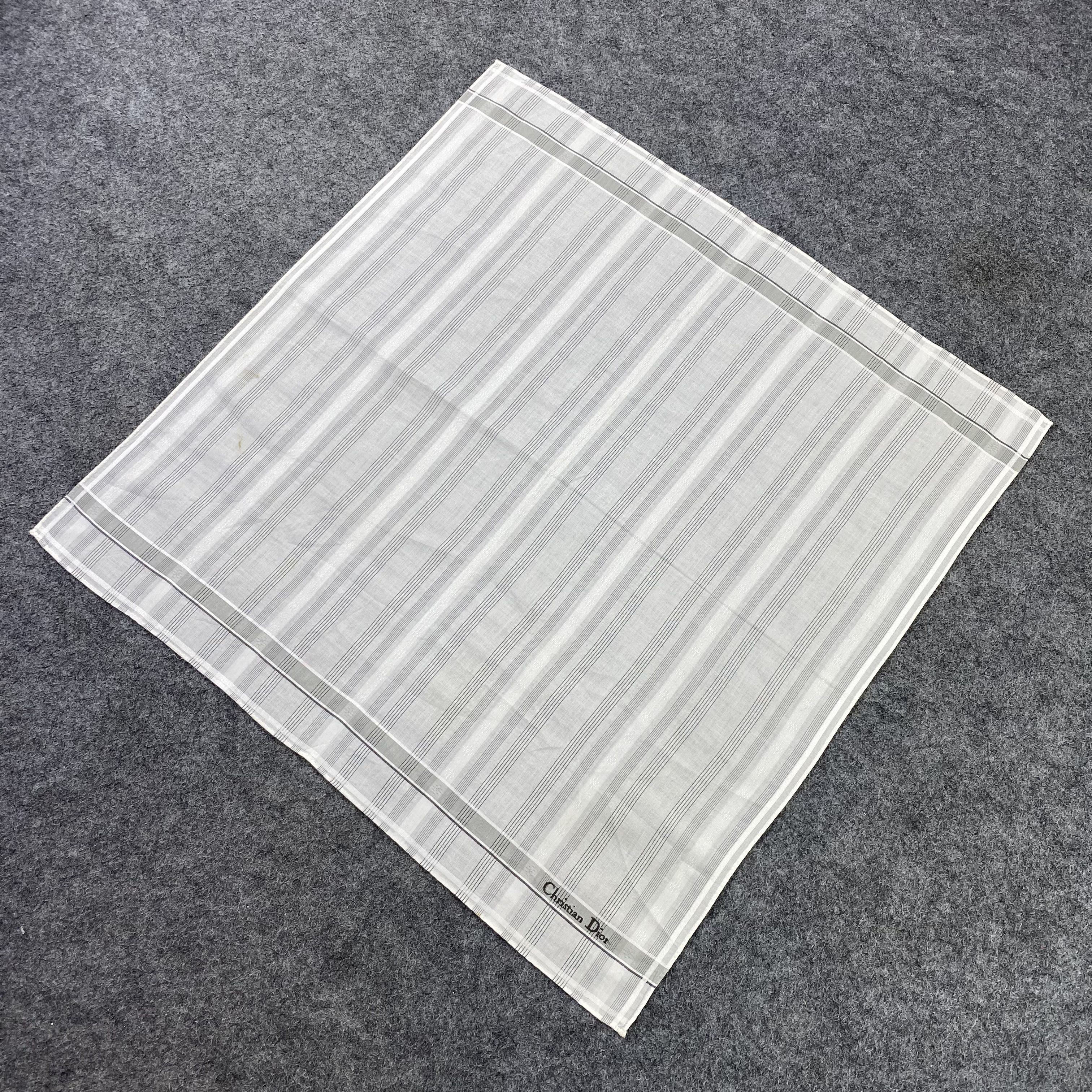 Designer Christian Dior Handkerchief / Bandana / Neckerchief-B970 Size ONE SIZE - 4 Thumbnail