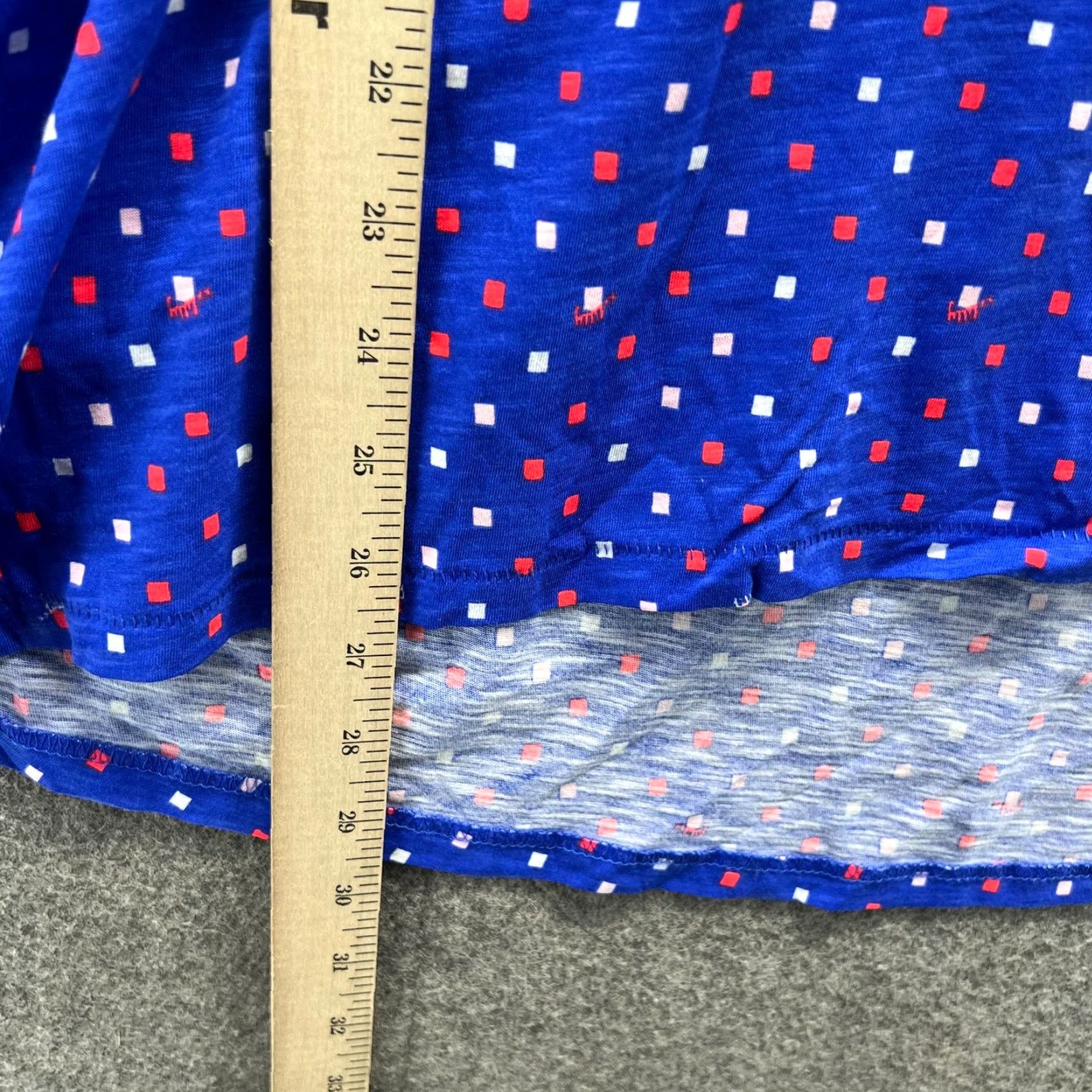 Lilly Pulitzer VINTAGE Lilly Pulitzer Shirt Women 2XL Blue Etta V Neck Top Tee Seabreeze Low Tide Dots Polka Dot Short Sleeve Casual Womens Size XXL / US 16-18 / IT 52-54 - 5 Thumbnail