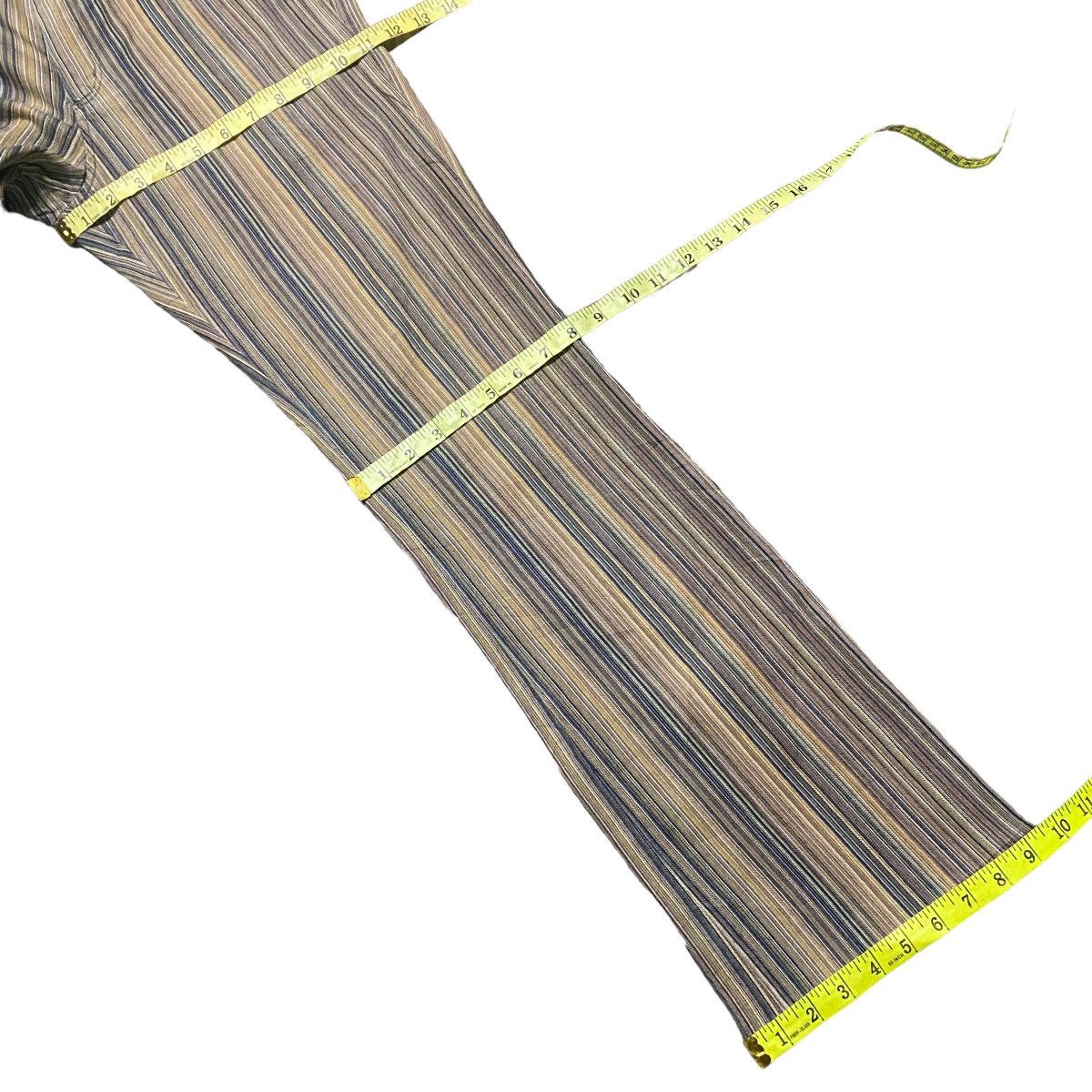Japanese Brand CUSTOM CULTURE PinStriped Denim Flare Jeans Size US 30 / EU 46 - 17 Thumbnail
