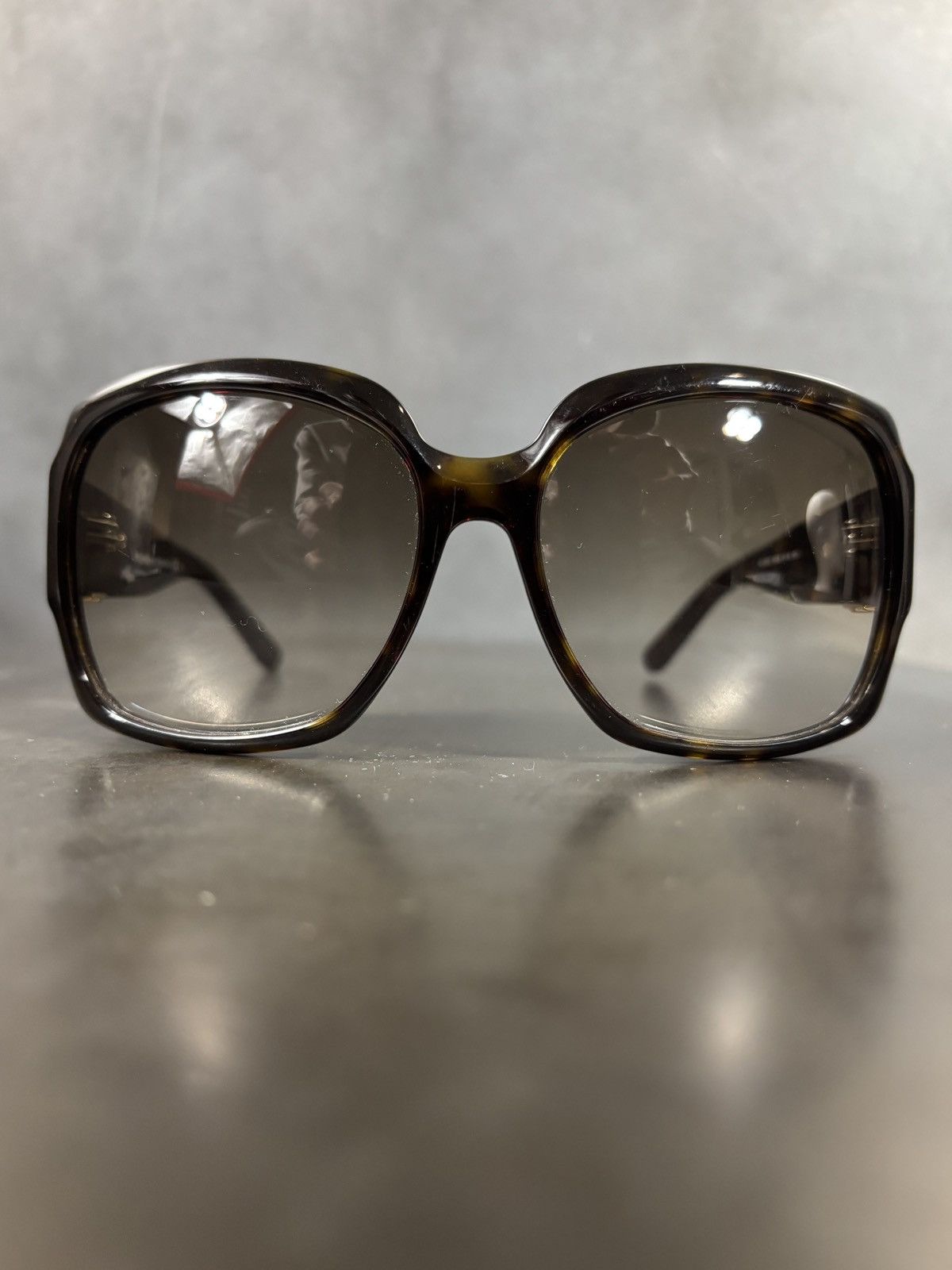 Yves Saint Laurent Yves Saint Laurent Sunglasses Oversized 2010s Size ONE SIZE - 9 Thumbnail
