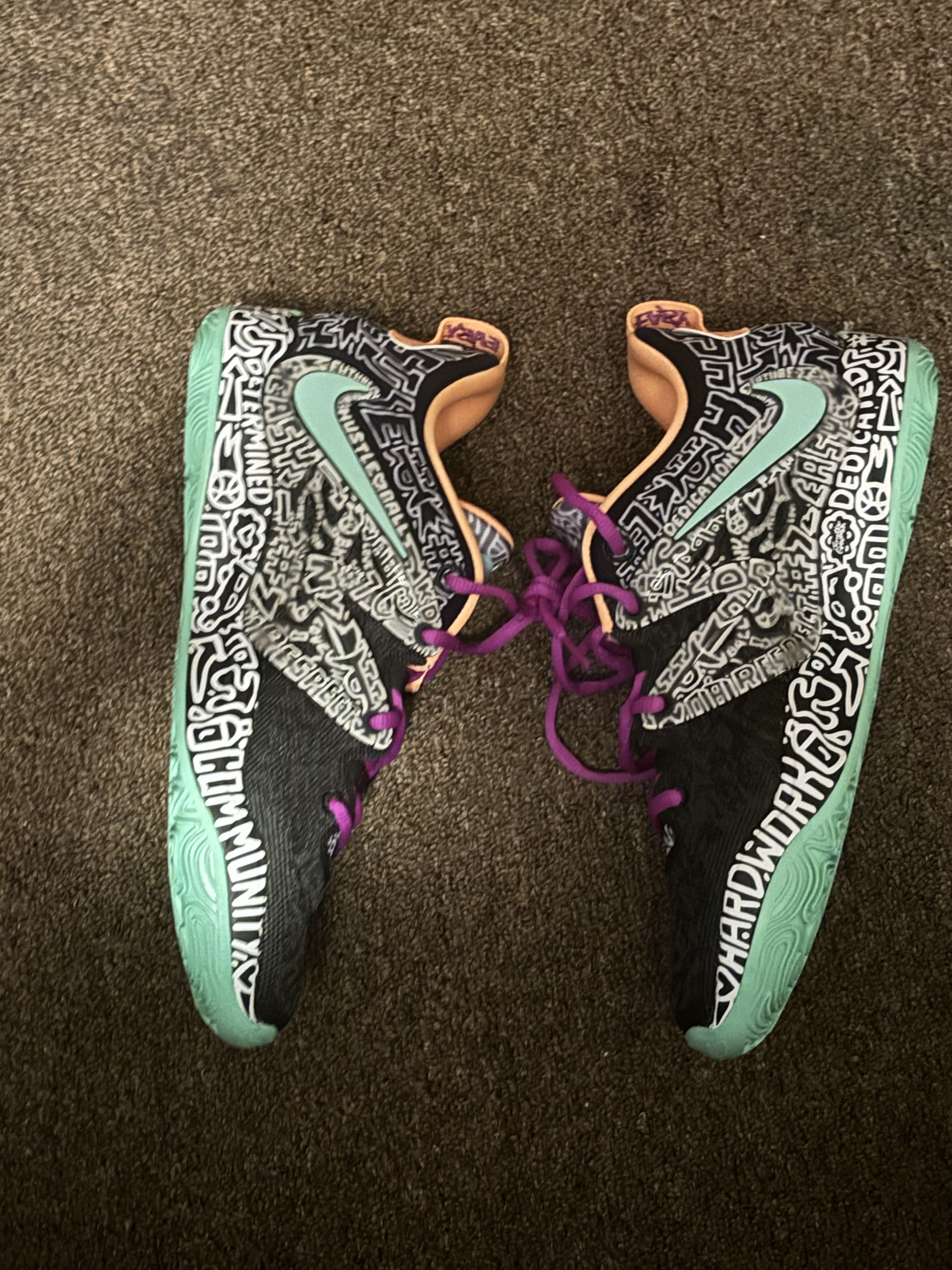 Nike KD 15 brooklyn graffiti Size US 10 / EU 43 - 6 Thumbnail