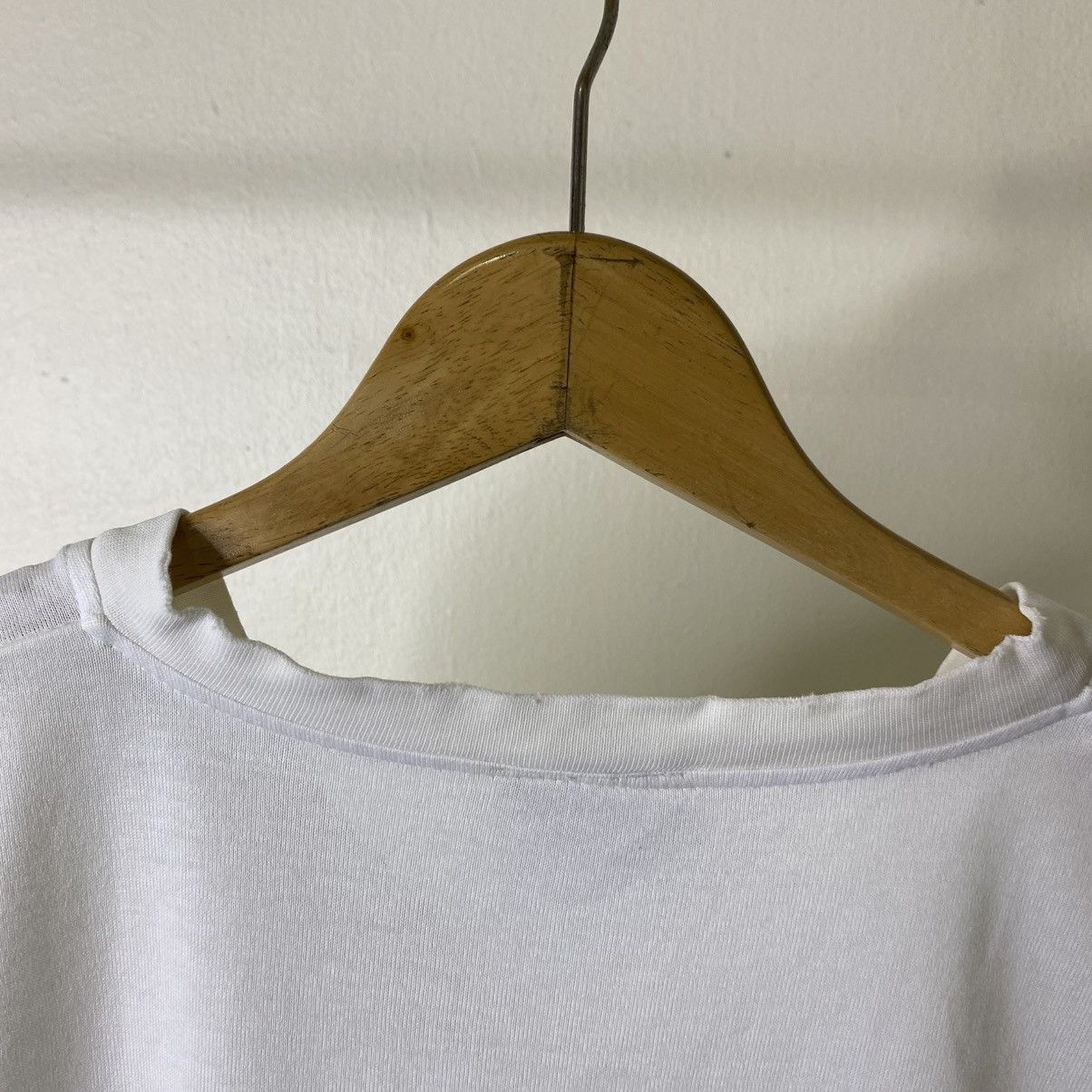 Band Tees Vintage 2000s DJ Honda Underground V neck T Shirt Size US L / EU 52-54 / 3 - 3 Thumbnail