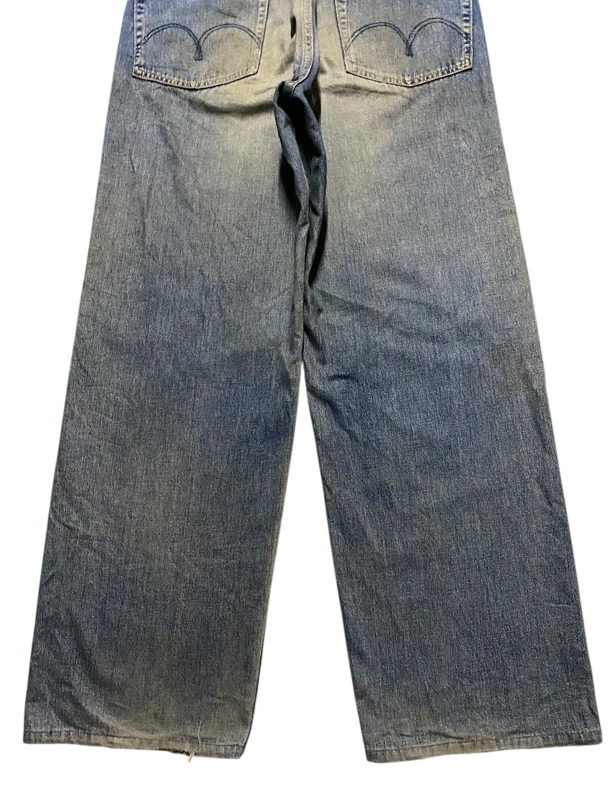 Japanese Brand Japanese Brand Bartack Mud Wash Distressed Baggy Jeans Size US 31 - 6 Thumbnail