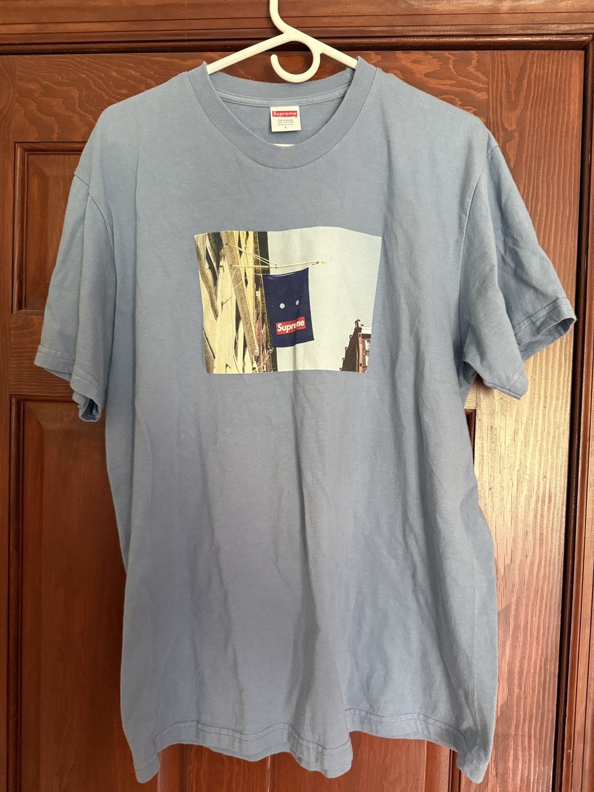 Supreme Supreme Light Blue Flag Tee Size US L / EU 52-54 / 3 - 1 Thumbnail