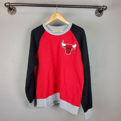 NBA NBA U Chicago Bulls Size XL Red Sweater Size US XL / EU 56 / 4 - 1 Thumbnail