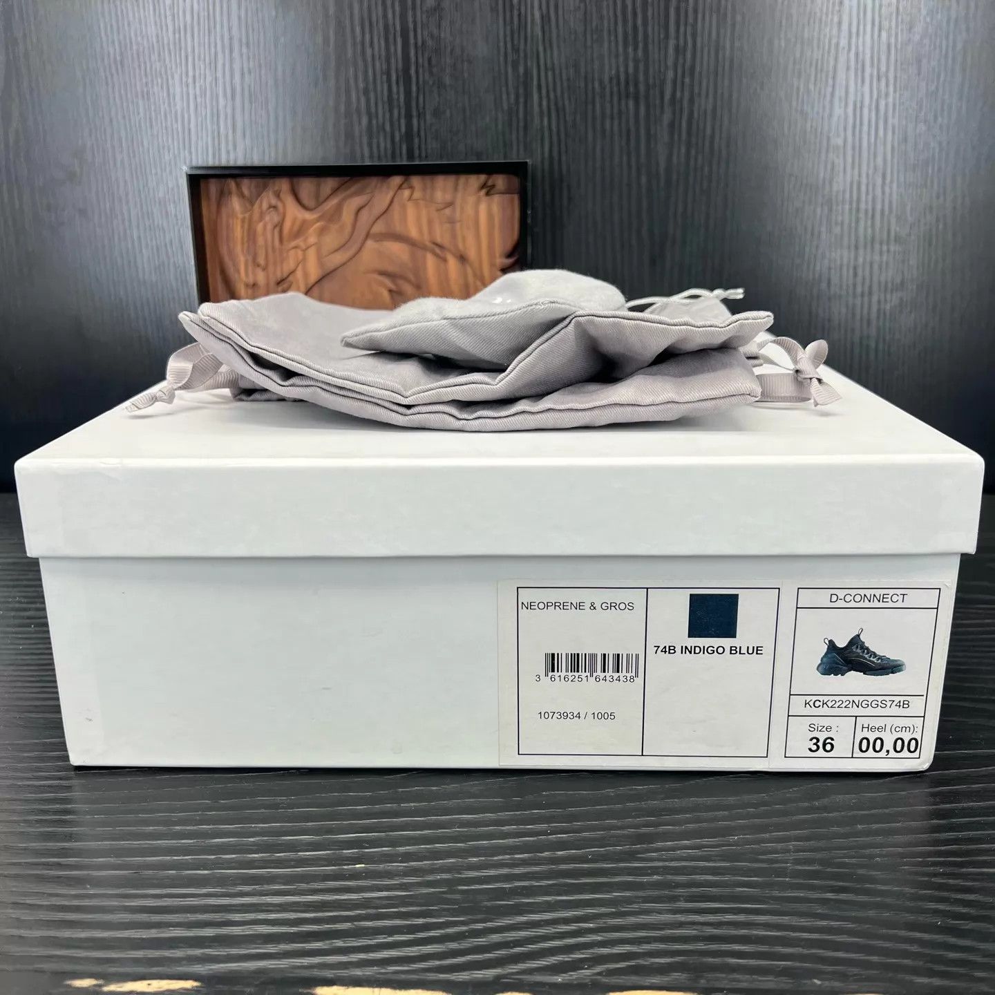Dior Dior D-Connect Indigo 36 VGC Original Box Size US 5.5 / IT 35.5 - 8 Thumbnail