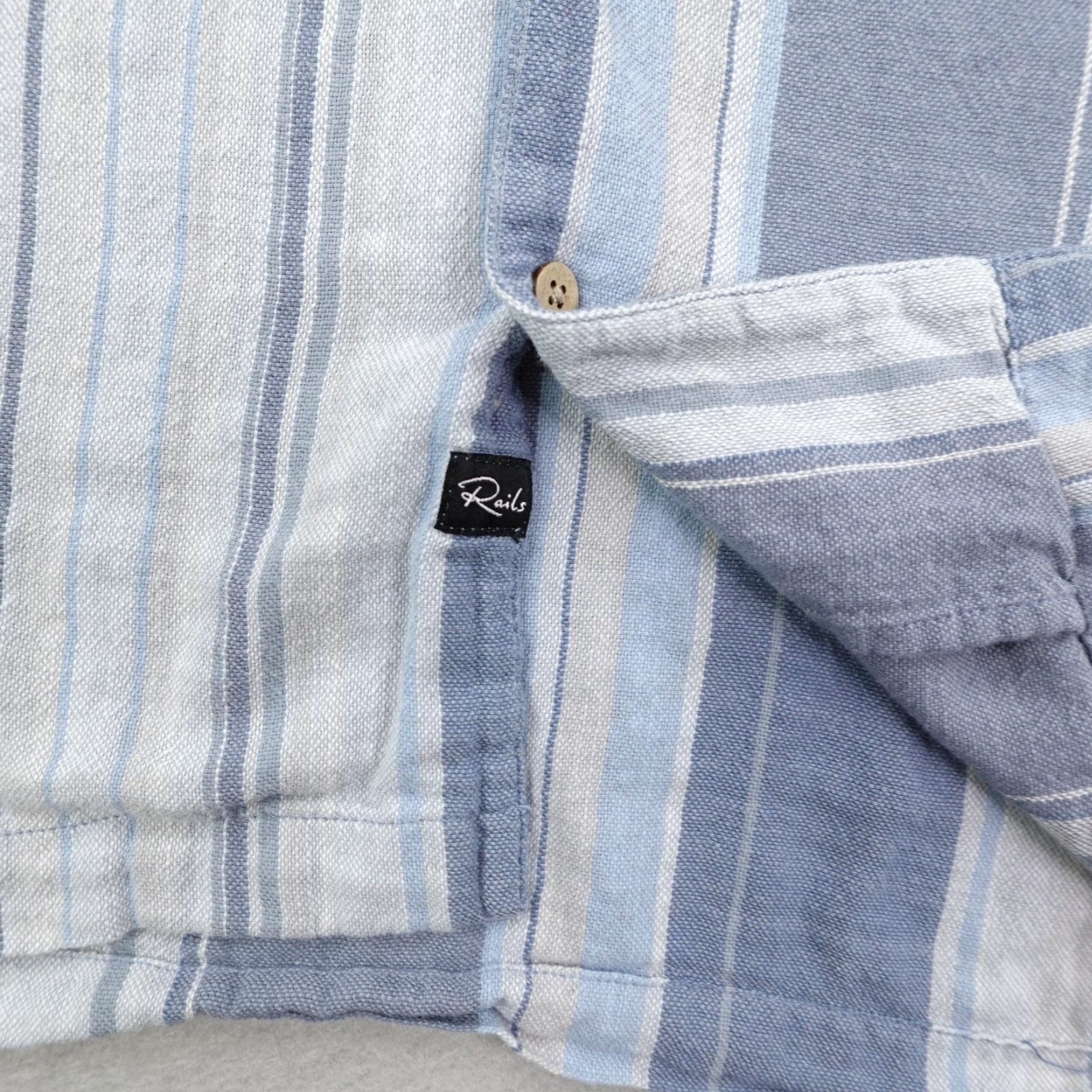 Rails Rails Shirt Men 2XL Blue White Striped Flannel Button-Up Shirt (Casual/Workwear) Mens 2XL Blue White Striped Flannel Button-Up Size US XXL / EU 58 / 5 - 4 Thumbnail