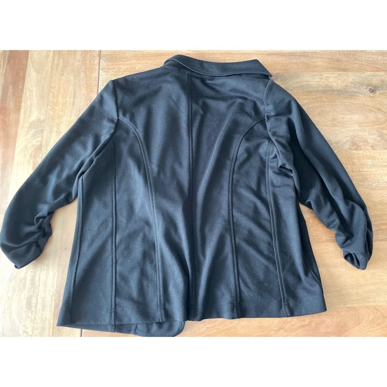 Vintage Chicos Womens Sweater Cardigan Long Sleeve Black Button Pockets 2 Regular Knit Polyester Size XS / US 0-2 / IT 36-38 - 2 Thumbnail