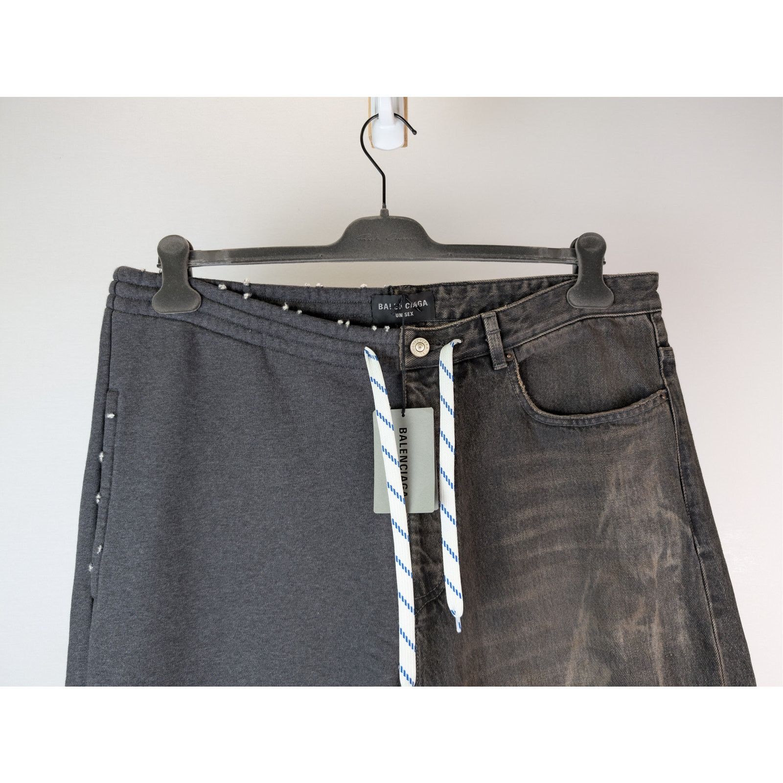 Balenciaga o1rshd1 Hybrid Baggy Pants in Dirty Bath Water Size US 34 / EU 50 - 2 Thumbnail