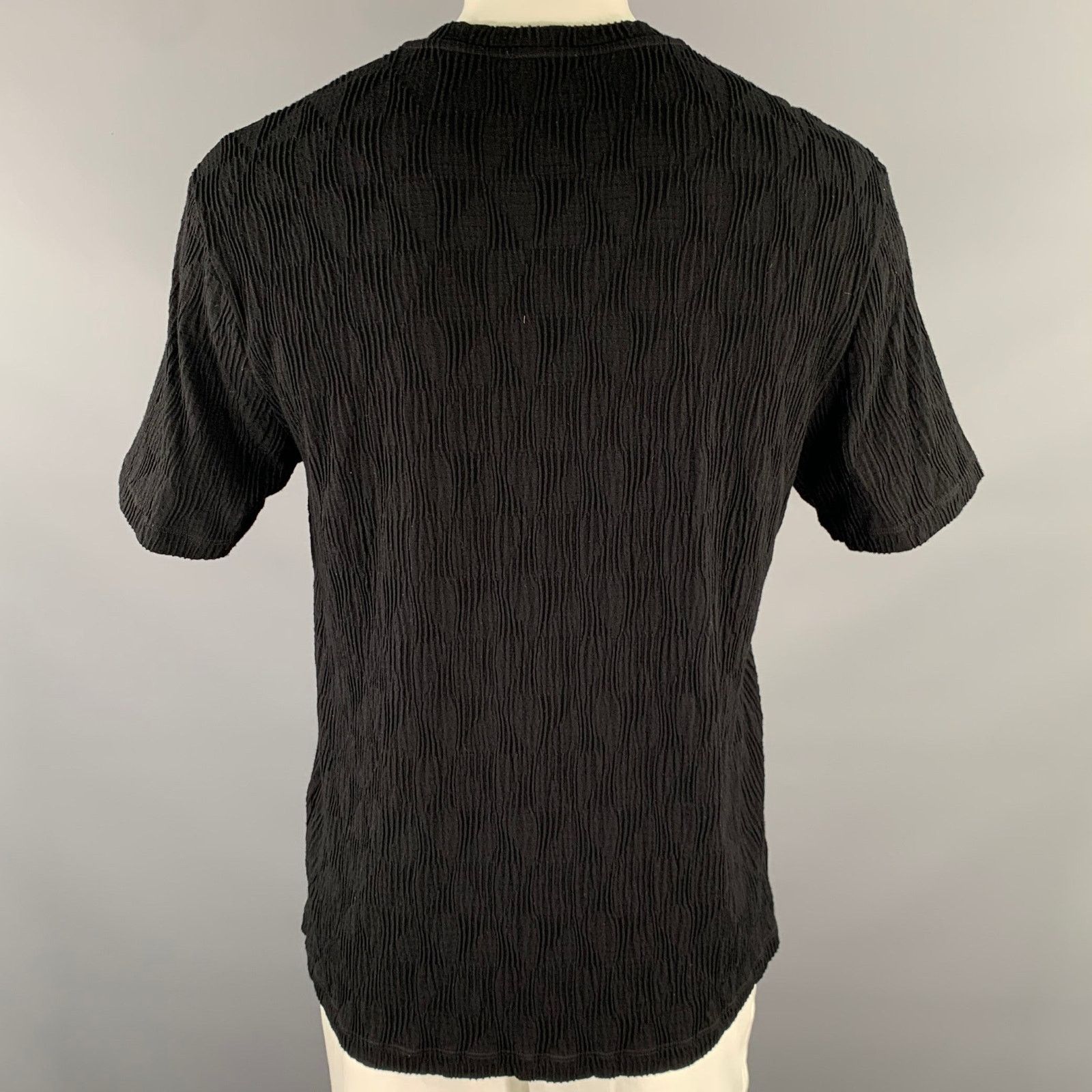 Giorgio Armani GIORGIO ARMANI Size XL Black Jacquard Viscose Blend T-shirt Size US L / EU 52-54 / 3 - 4 Thumbnail