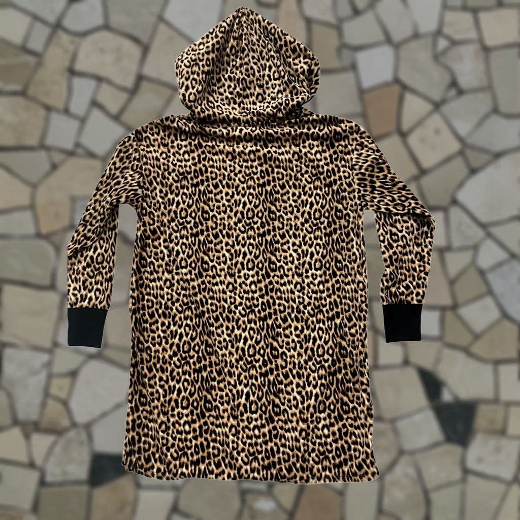 Betsey Johnson Betsey Johnson Pajama Top Women Medium Cheetah Print Tan Relaxed Shirt Size M / US 6-8 / IT 42-44 - 1 Thumbnail