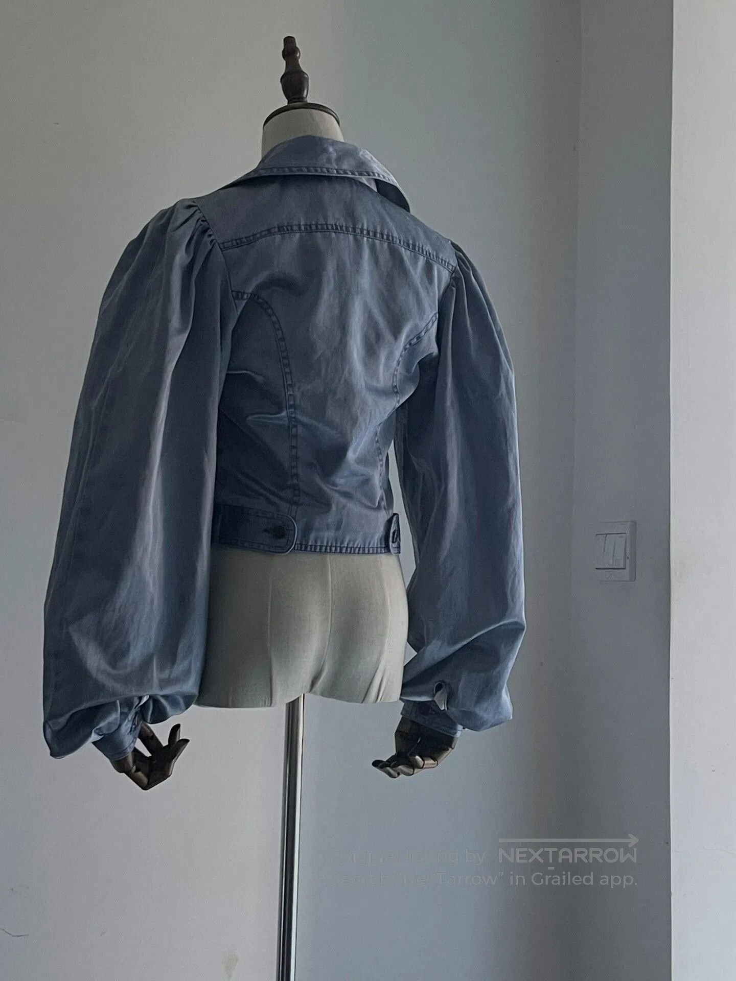Alexander McQueen Alexander McQueen Puff Sleeve Short Jacket. Size M / US 6-8 / IT 42-44 - 4 Thumbnail