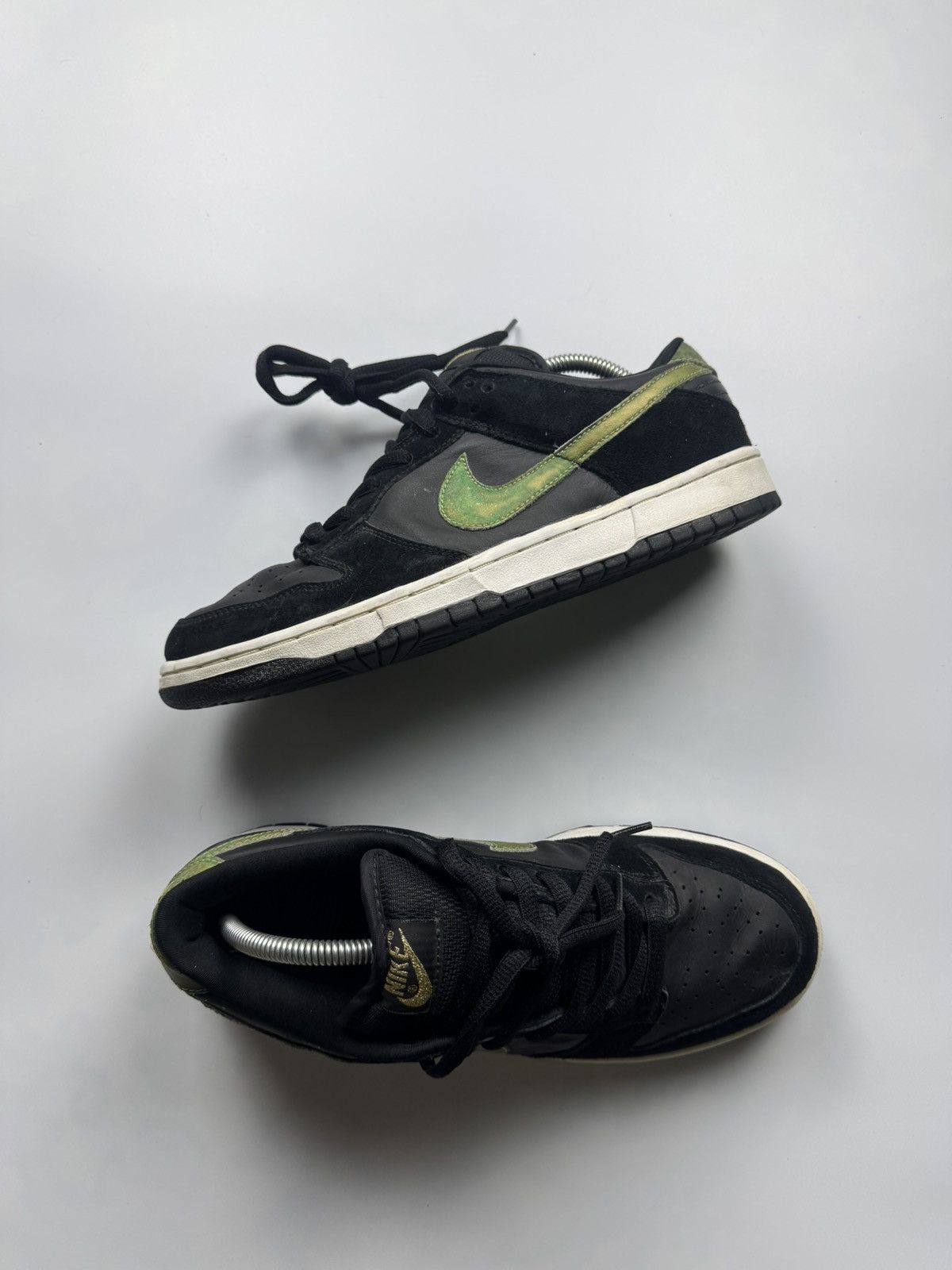 Nike SB 2003 Nike SB Dunk Low Pro Takashi Size US 9.5 / EU 42-43 - 4 Thumbnail