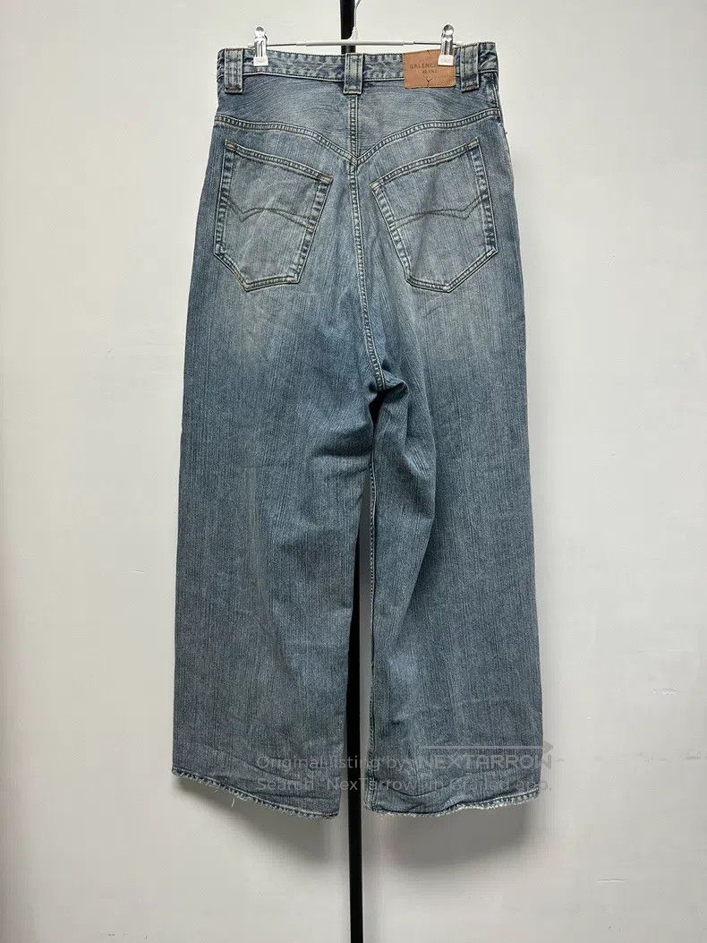 Balenciaga Balenciaga Size S Mid-Rise Trimmed Denim Jeans with Button Size US 27 - 2 Thumbnail