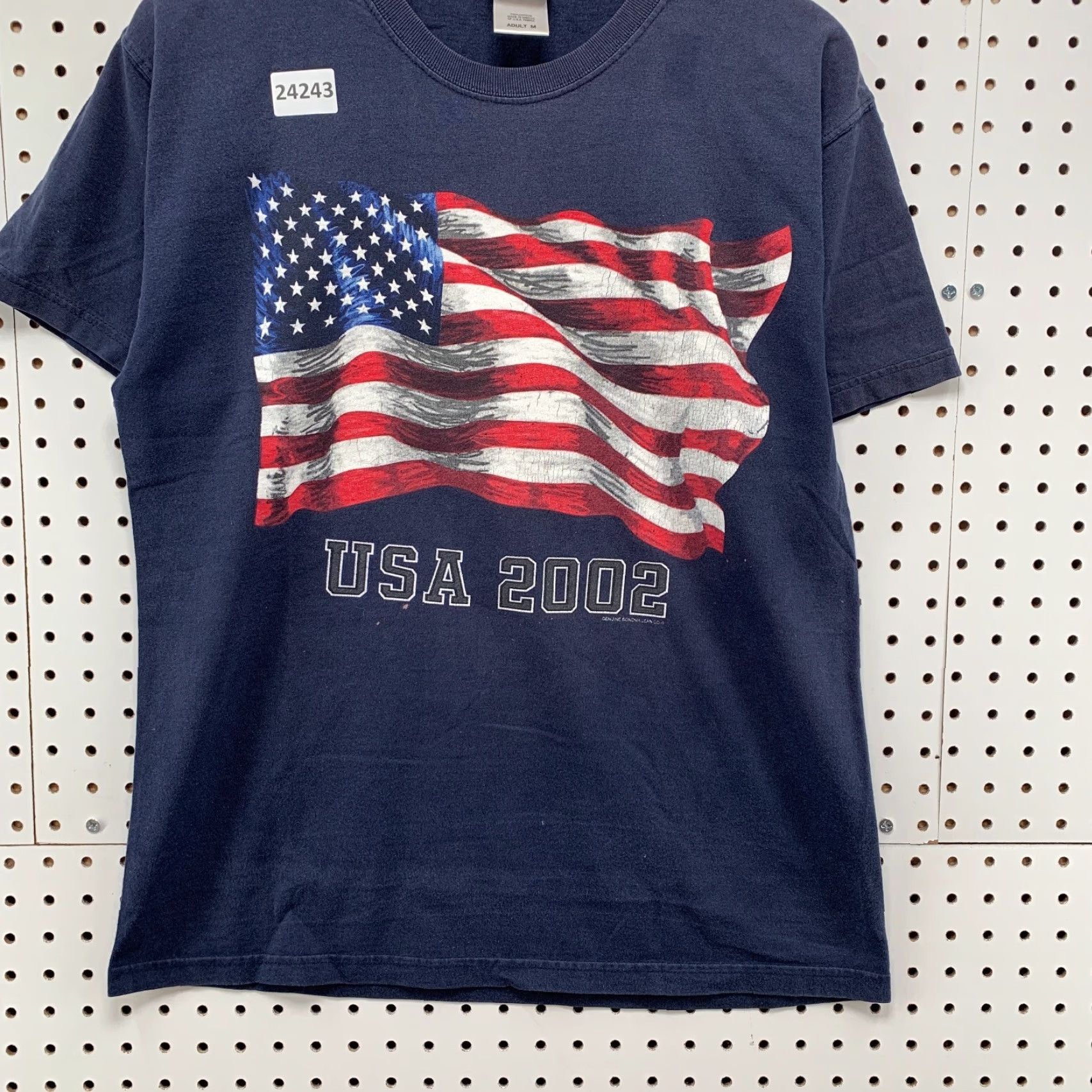 Vintage VINTAGE Sonoma Shirt Navy Blue USA Flag 2002 Graphic Adult Medium 20x26.5 Navy Blue USA Flag 2002 Graphic Men Medium 20x26.5 Size US M / EU 48-50 / 2 - 6 Thumbnail