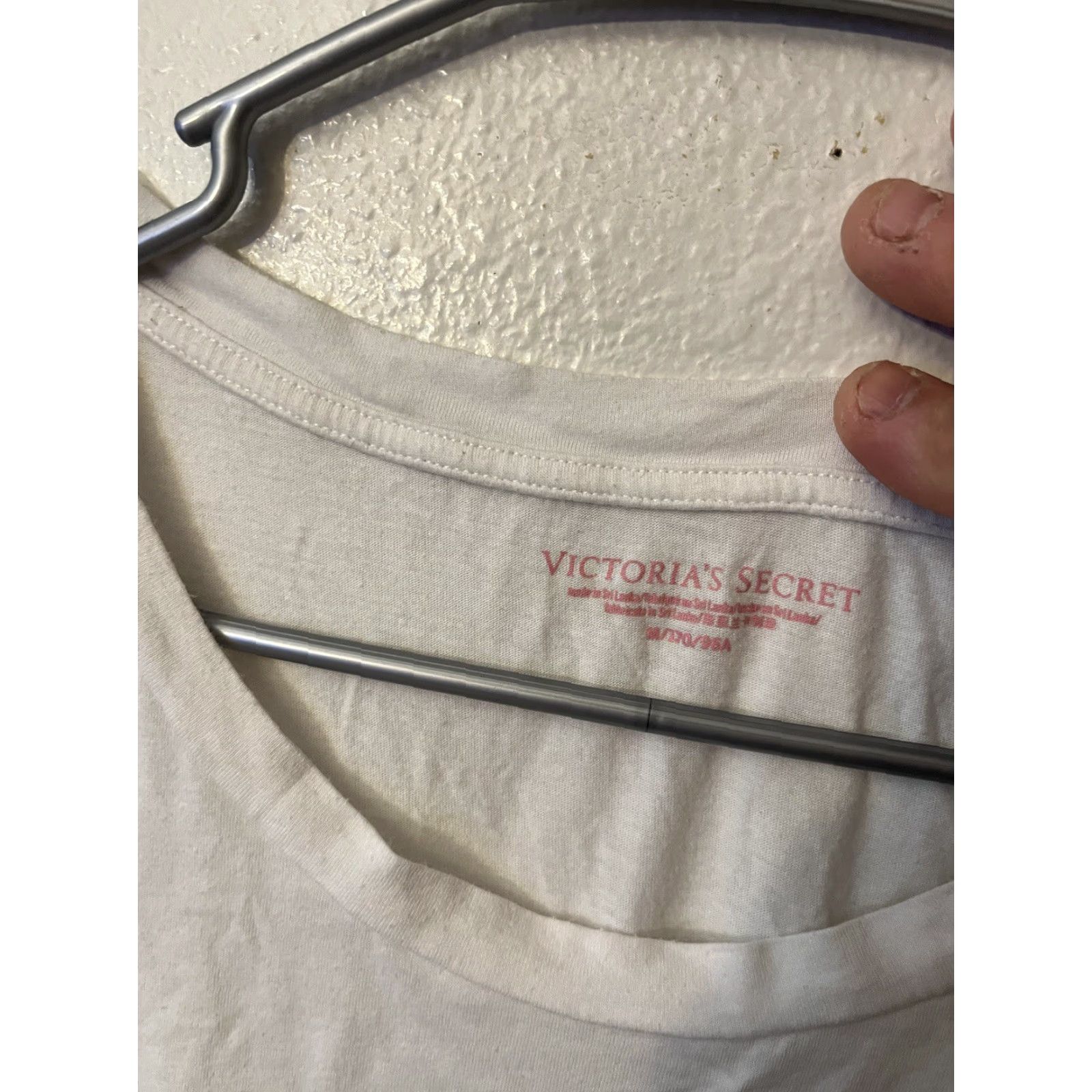Victoria's Secret Victoria's Secret Shirt Womens White Lounge Short Sleeve Round Neck Pullover T-Shirt Basic Solid Casual Medium Size M / US 6-8 / IT 42-44 - 2 Thumbnail