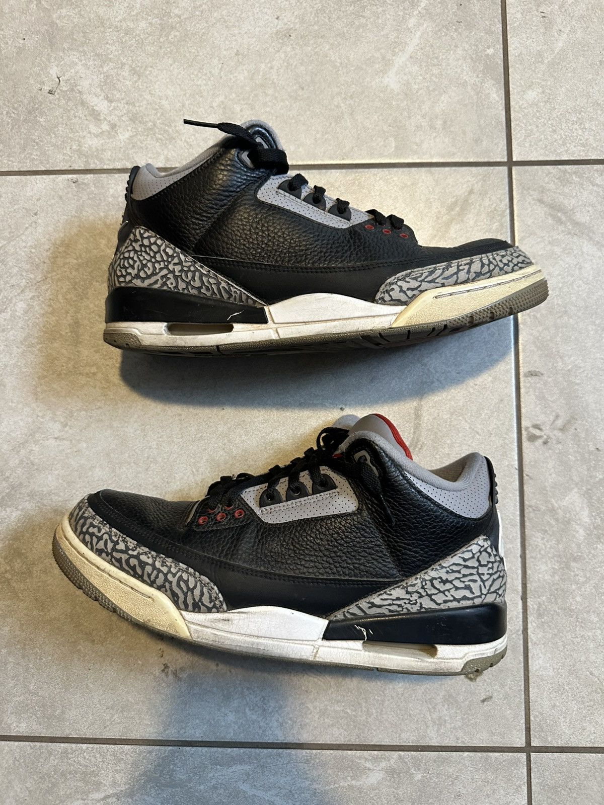 Nike jordan cement 3 Size US 11.5 / EU 44-45 - 1 Thumbnail