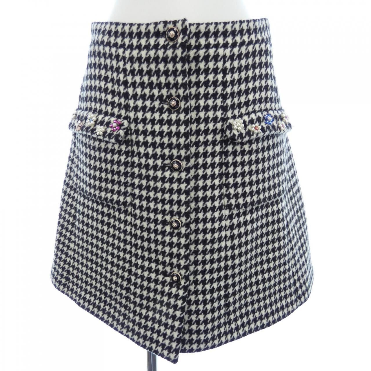 Chanel Chanel Chanel P77719V60328 Skirt Others Skirts P77719V60328 DUTY FREE for USA Size ONE SIZE - 1 Thumbnail