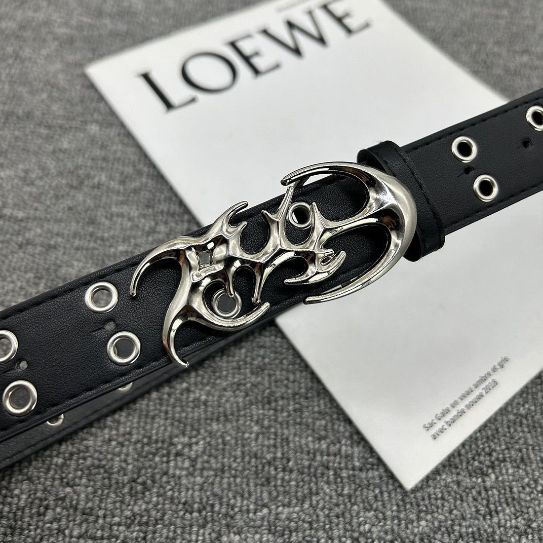 Designer Rare Vintage Belt Riveted Belts Menswear Accessories Size ONE SIZE - 1 Thumbnail