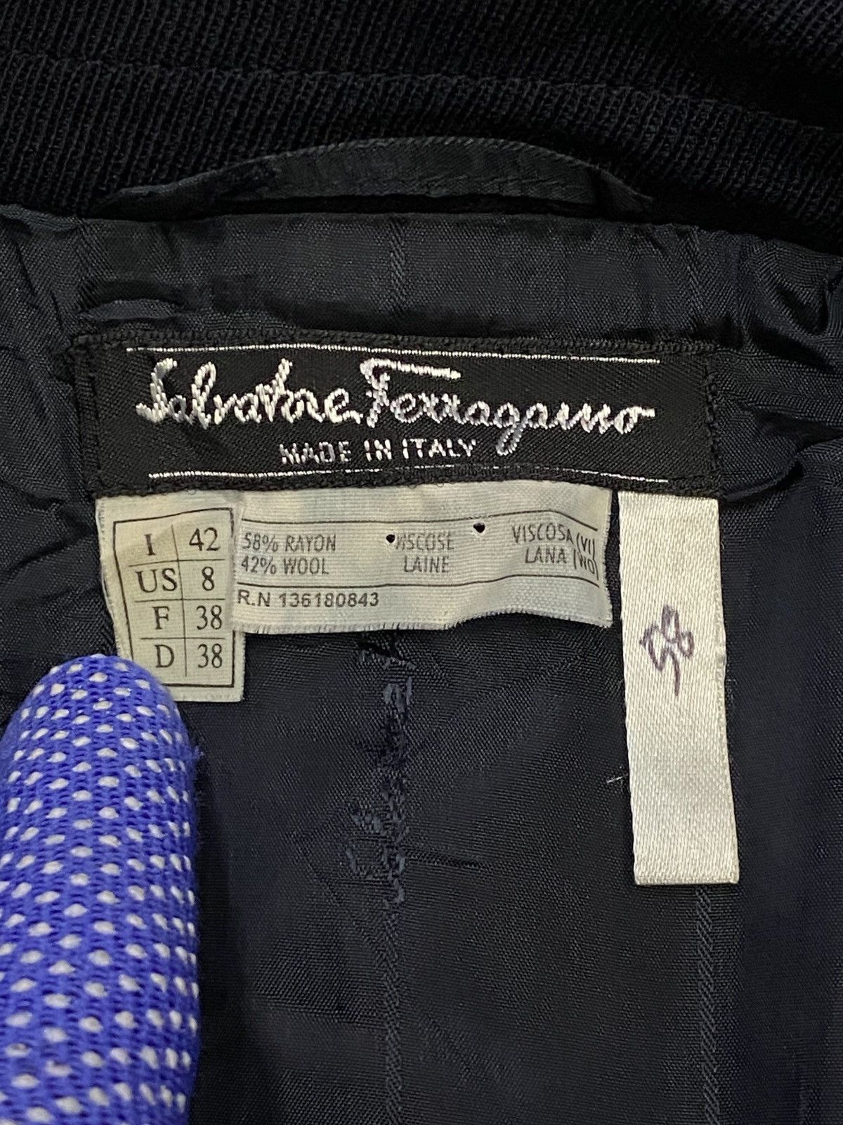 Salvatore Ferragamo Salvatore Ferragamo Single-Breasted Blazer Jacket Size M / US 6-8 / IT 42-44 - 11 Thumbnail