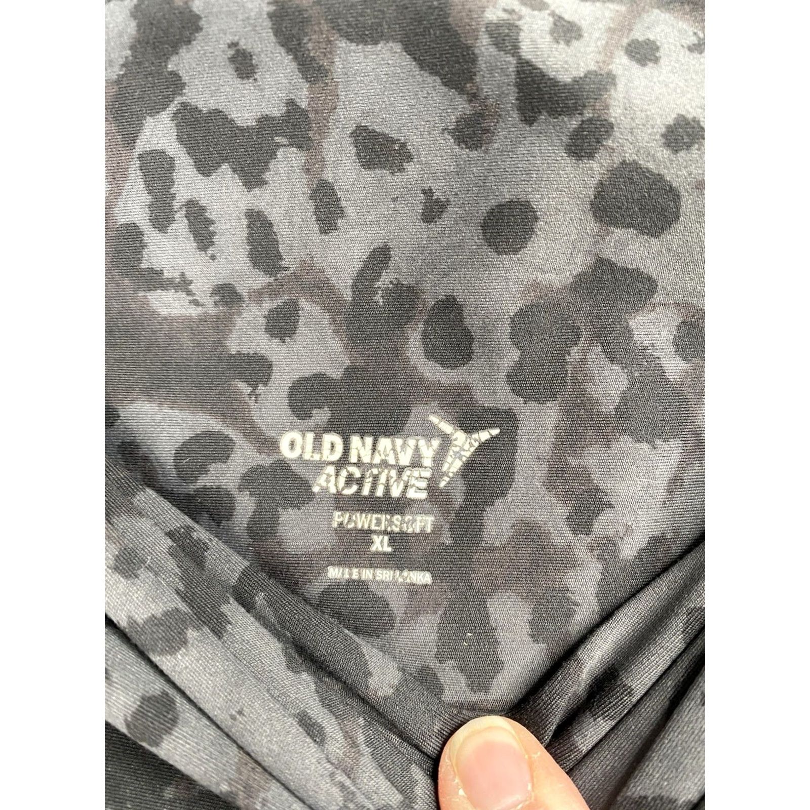 Old Navy Old Navy Active Powersoft Leggings Gray Black Cheetah Animal Print High Rise Gym Size 40" / US 18 - 5 Thumbnail