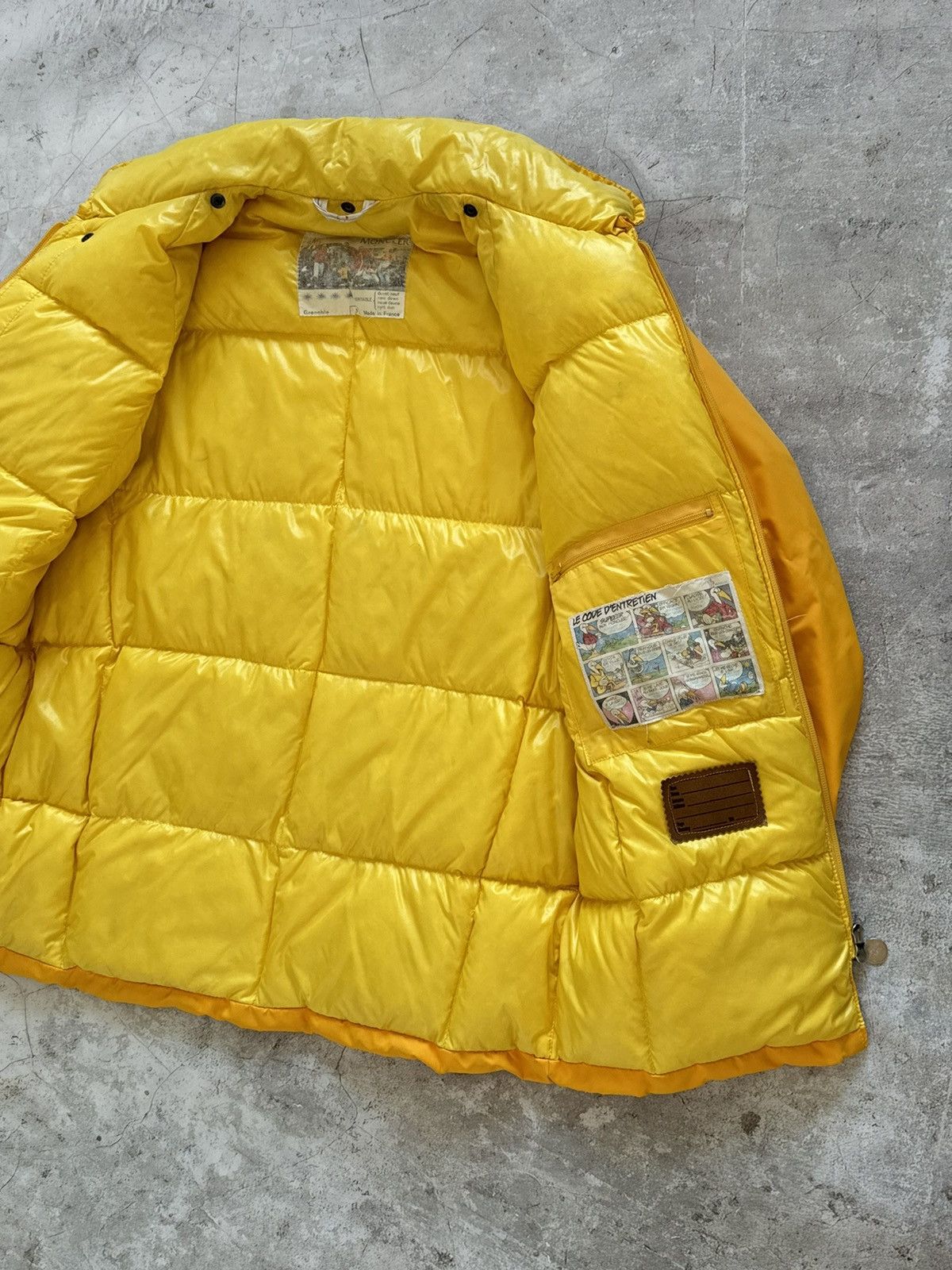 Moncler !Extremely rare vintage Moncler Grenoble yellow puffer jacke Size US S / EU 44-46 / 1 - 3 Thumbnail