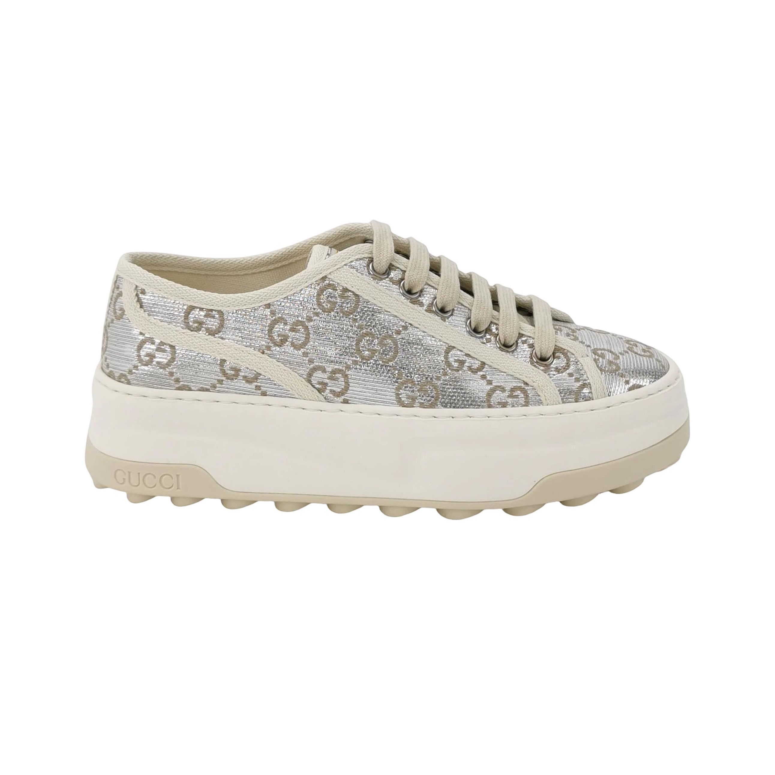 Gucci Gucci Women 6 Lowtop Sneakers Size US 6 / IT 36 - 1 Thumbnail