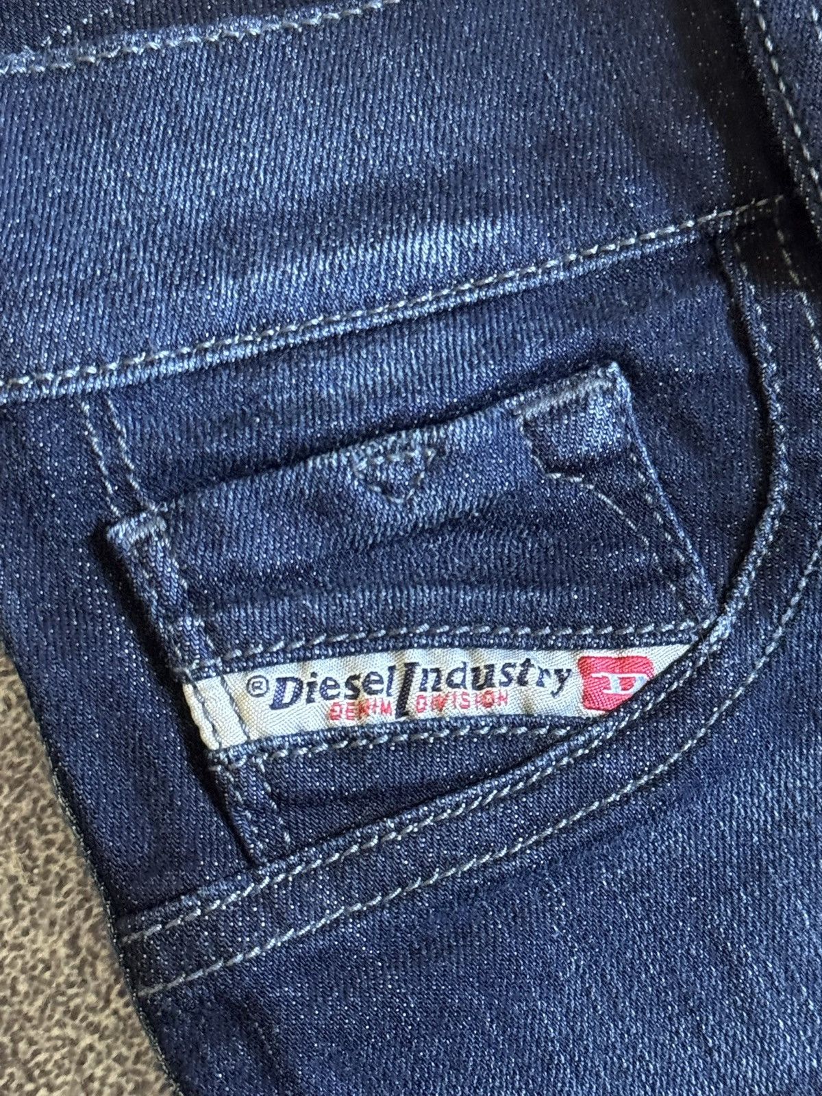 Diesel Diesel 25/32 Livier Flare low waist jeans trousers pants Y2K Size 25" / US 0 / IT 36 - 5 Thumbnail