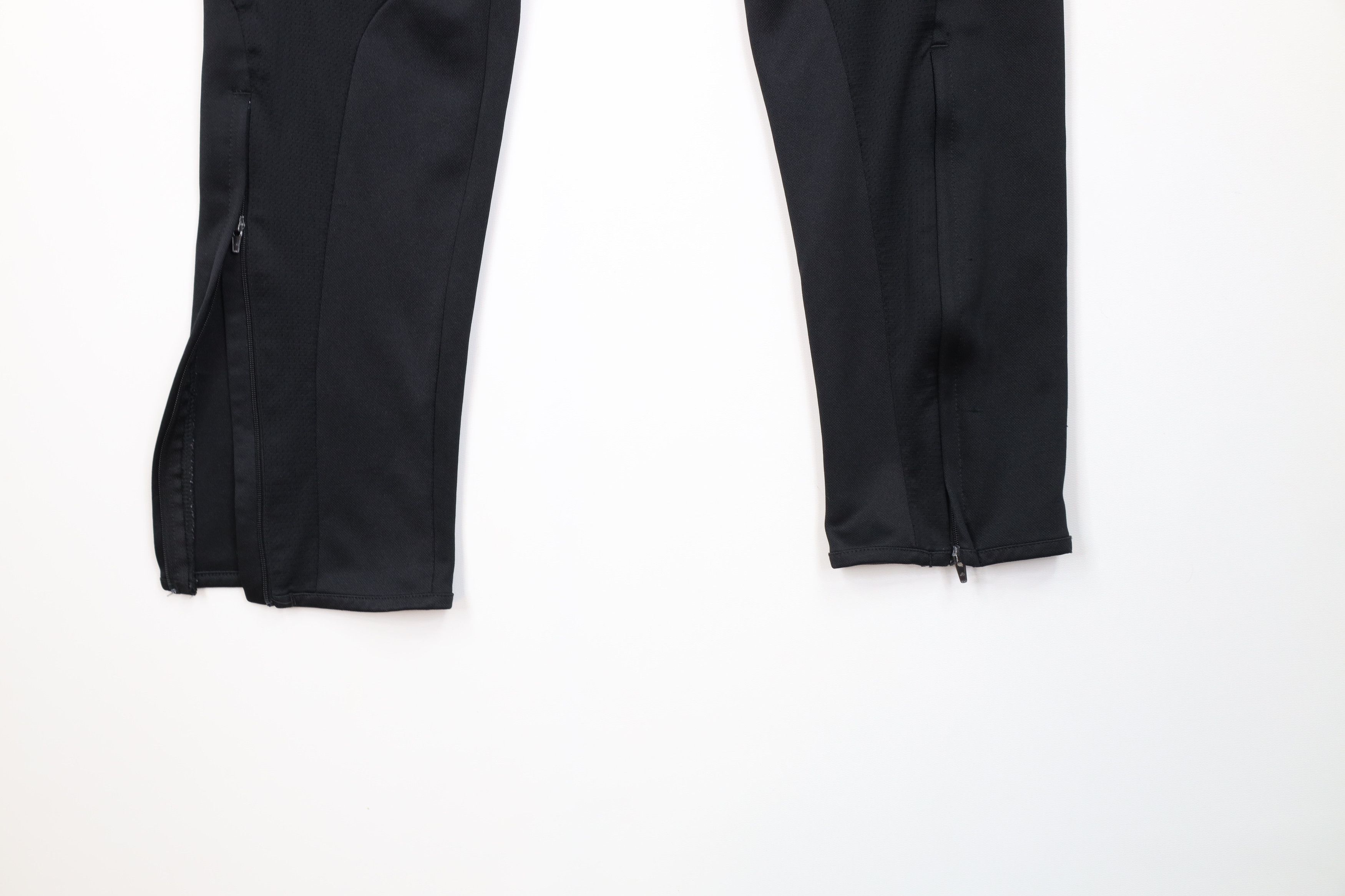 Adidas Vintage Y2K Adidas Striped Tapered Leg Soccer Warm Up Pants Size US 32 / EU 48 - 13 Thumbnail