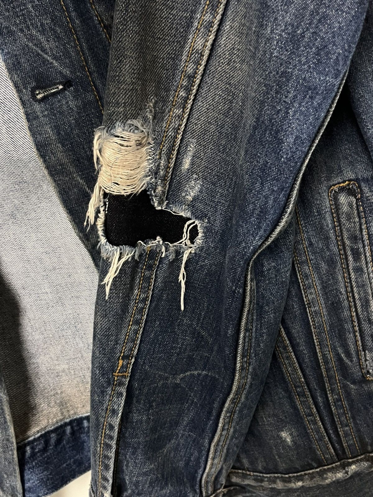 R13 Denim Trucker Distressed Jacket. Medium Size M / US 6-8 / IT 42-44 - 7 Thumbnail