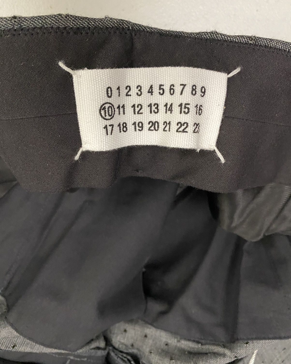 Maison Margiela MM 🇮🇹 Grey Wool Airate Slacks Runway Vintage 2010 NWT Size 40R - 18 Thumbnail
