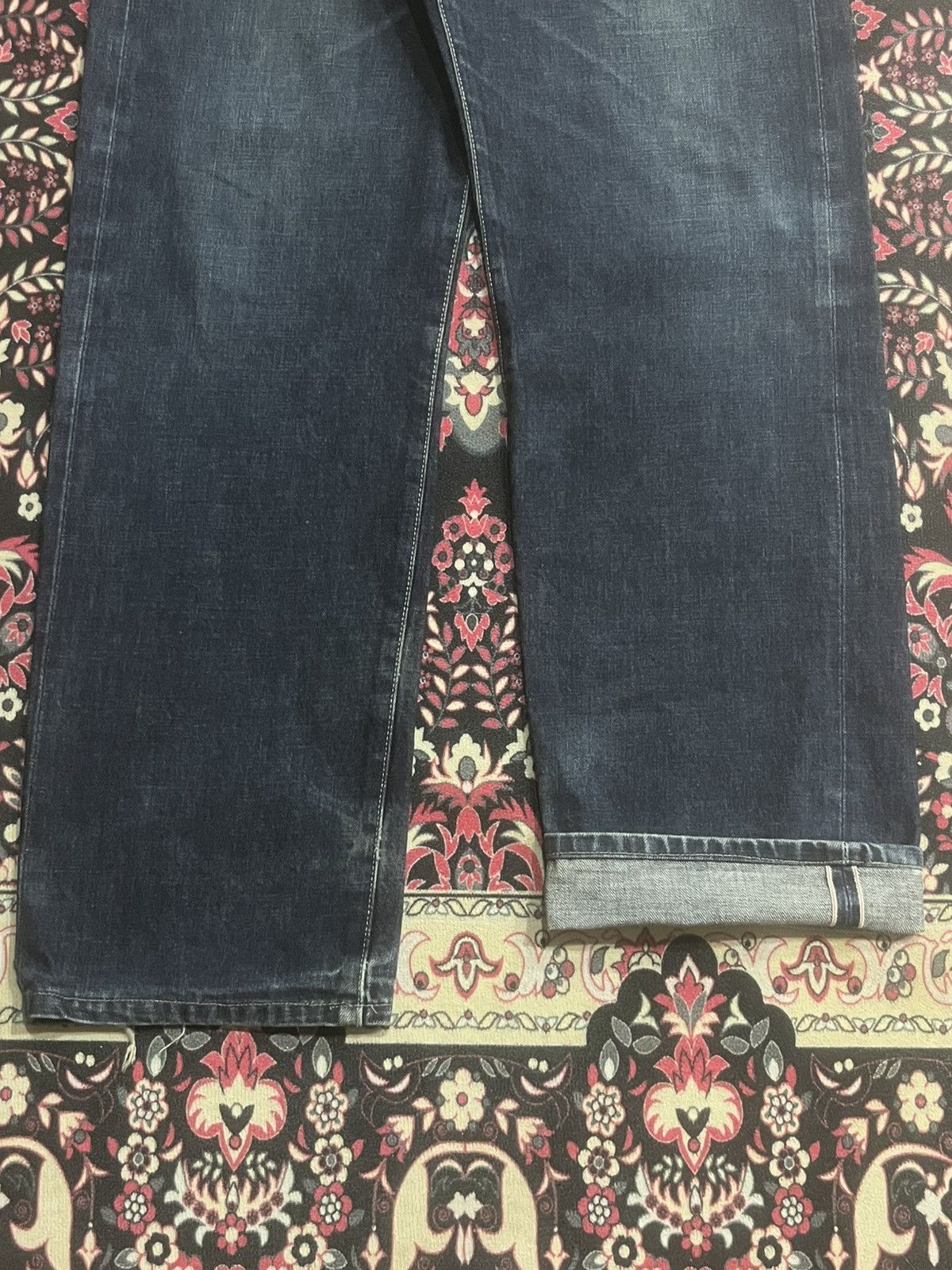 Vintage Japan Brand Dark Blue Faded Washed Buckle Back Selvedge Jean Size US 33 - 9 Thumbnail
