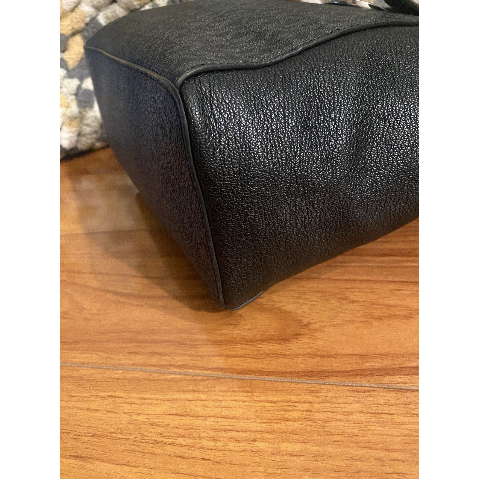 Michael Kors Michael Kors Jet Set Signature Shoulder Bag Blk Size ONE SIZE - 8 Thumbnail