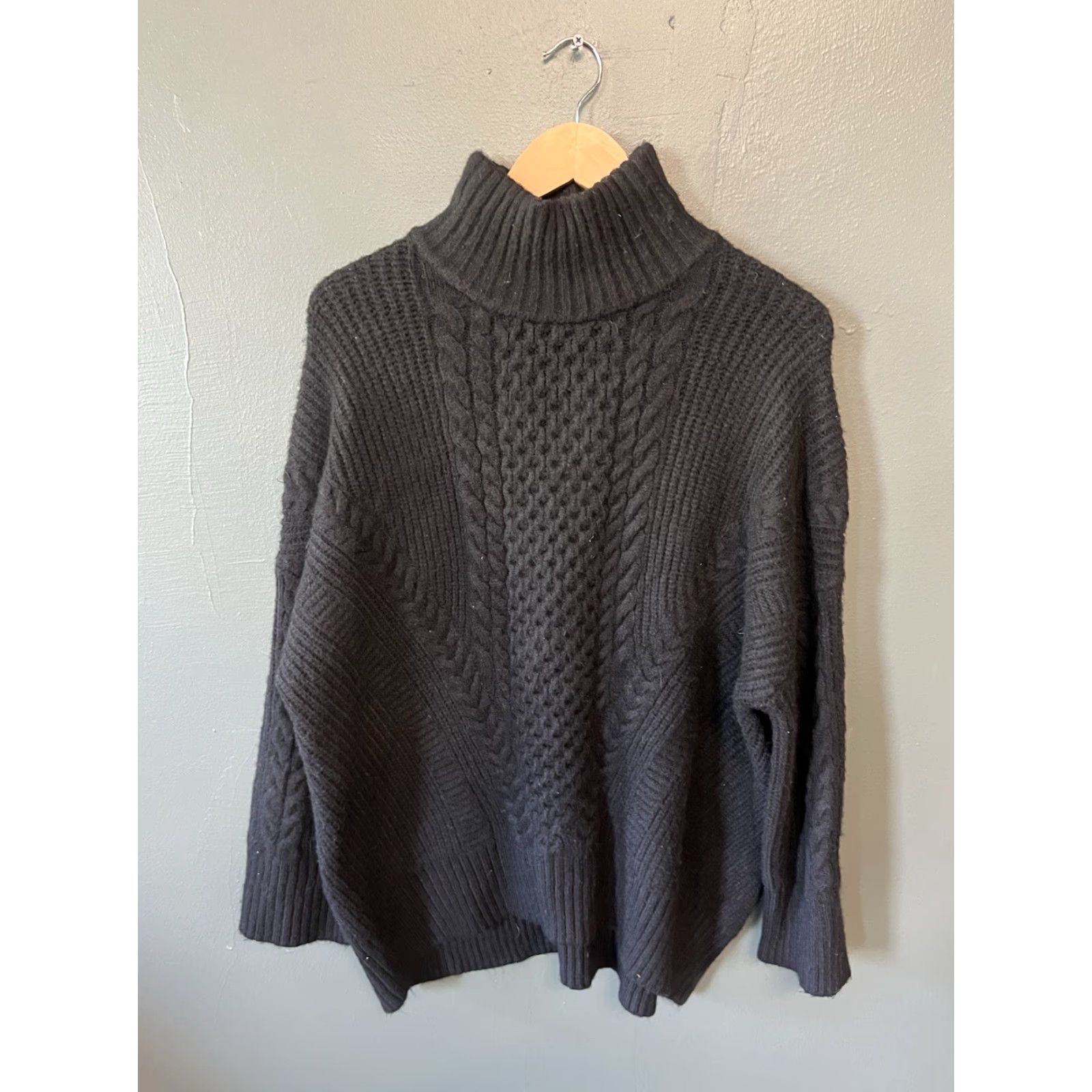 Express Express Sweatshirt Black Knit Oversized Pullover Size Small NWT Womens Size S / US 4 / IT 40 - 2 Thumbnail