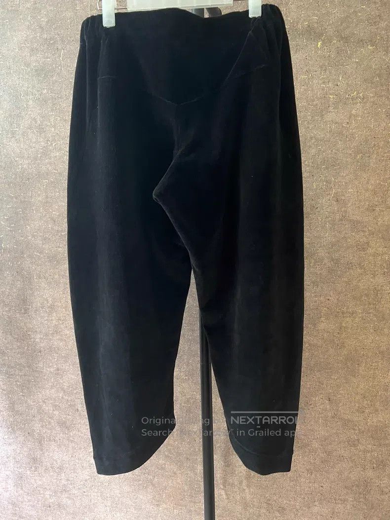 Issey Miyake Issey Miyake Black Corduroy Casual Pants Size 25" / US 0 / IT 36 - 2 Thumbnail