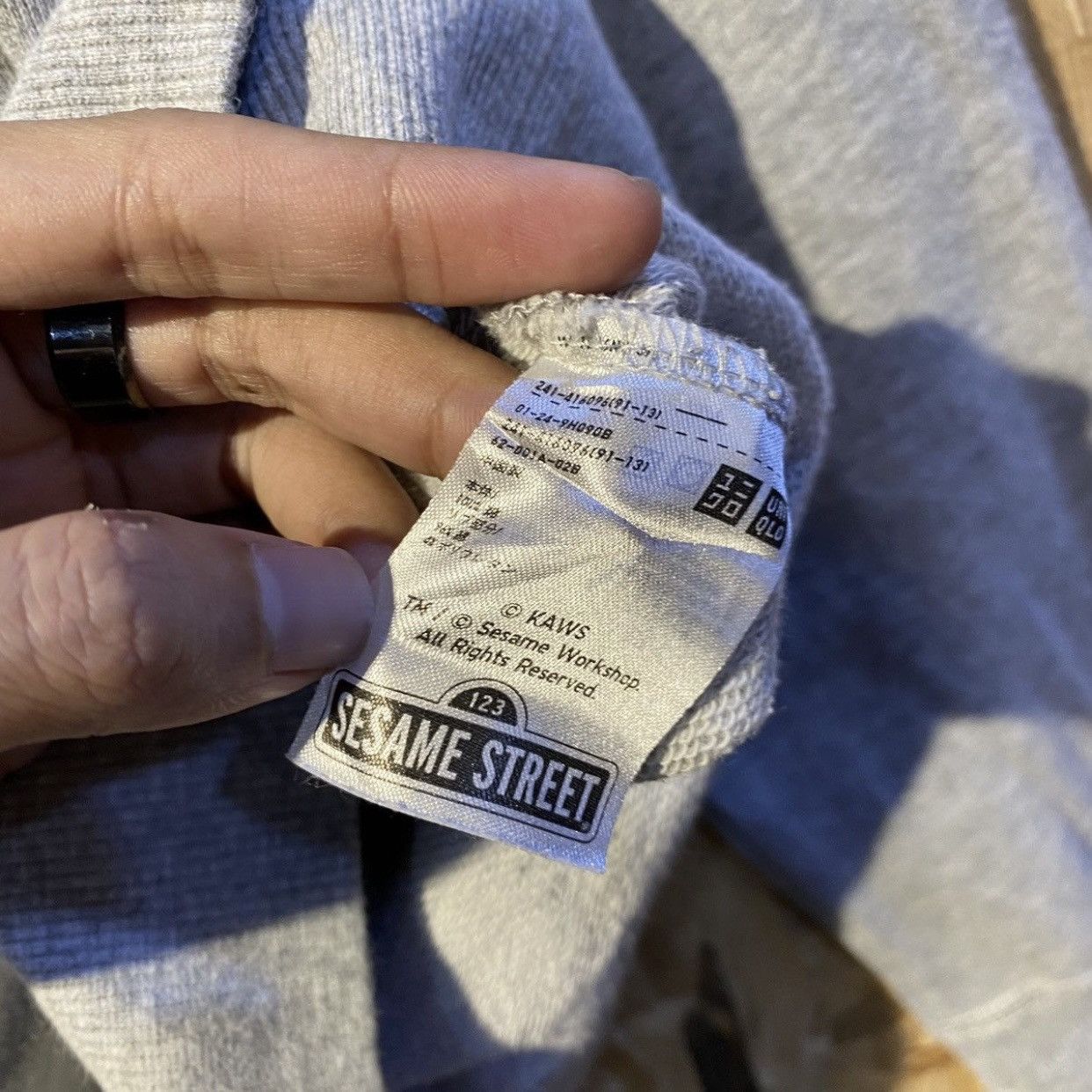 Kaws × Uniqlo × Vintage KAWS X SESAME STREET X UNIQLO HOODIES Size US S / EU 44-46 / 1 - 8 Thumbnail