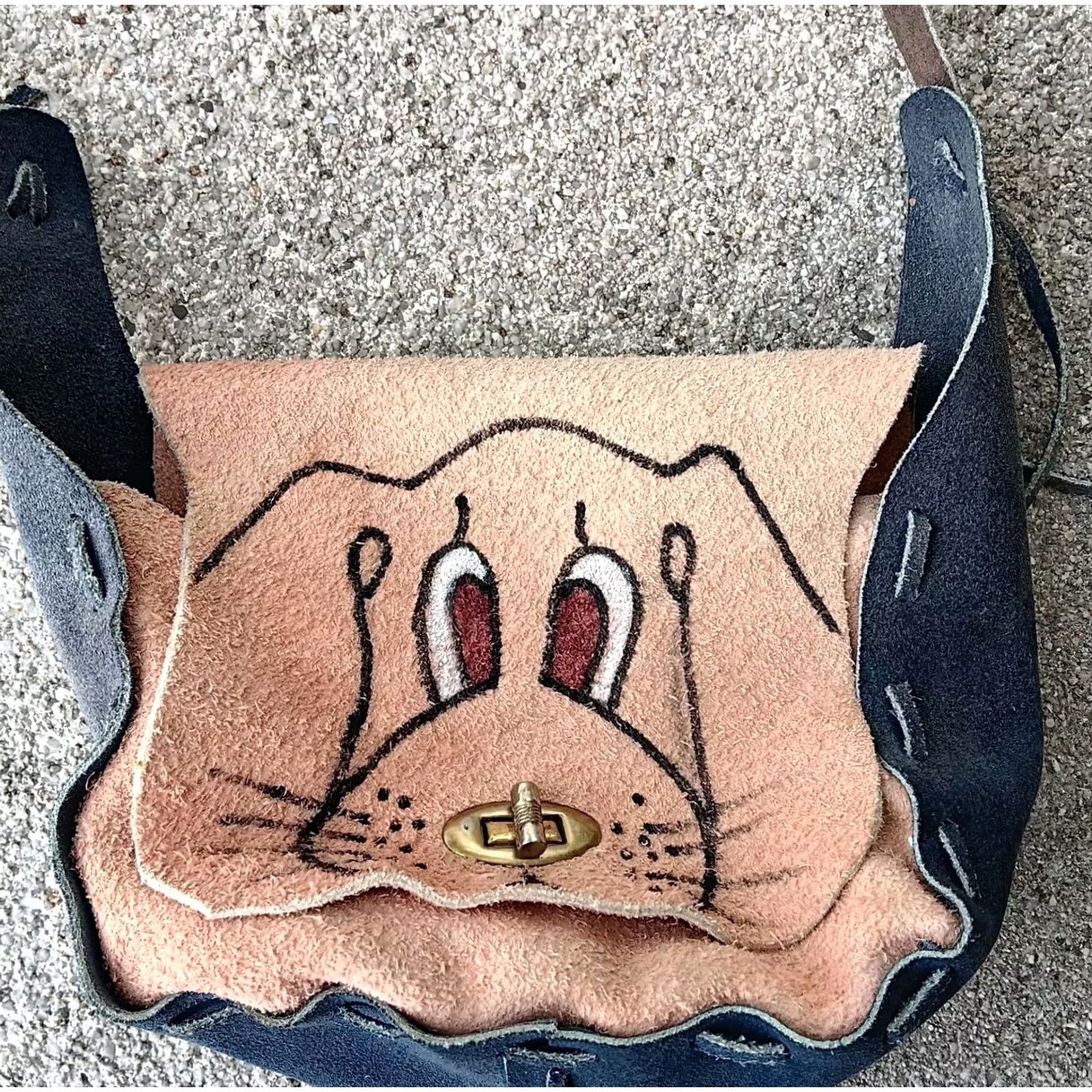 Vintage Handmade Suede Leather Purse Hound Dog Art Small Shoulder Bag Artsy Puppy Size ONE SIZE - 4 Thumbnail