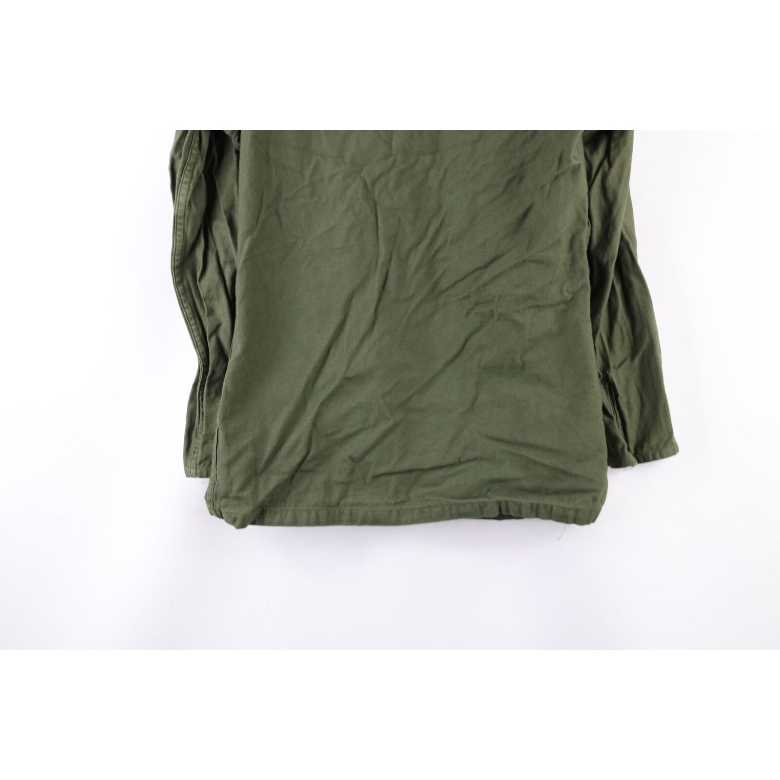 Vintage Vintage 70s Vietnam Era Cotton Sateen OG 107 Button Shirt Size US M / EU 48-50 / 2 - 12 Thumbnail