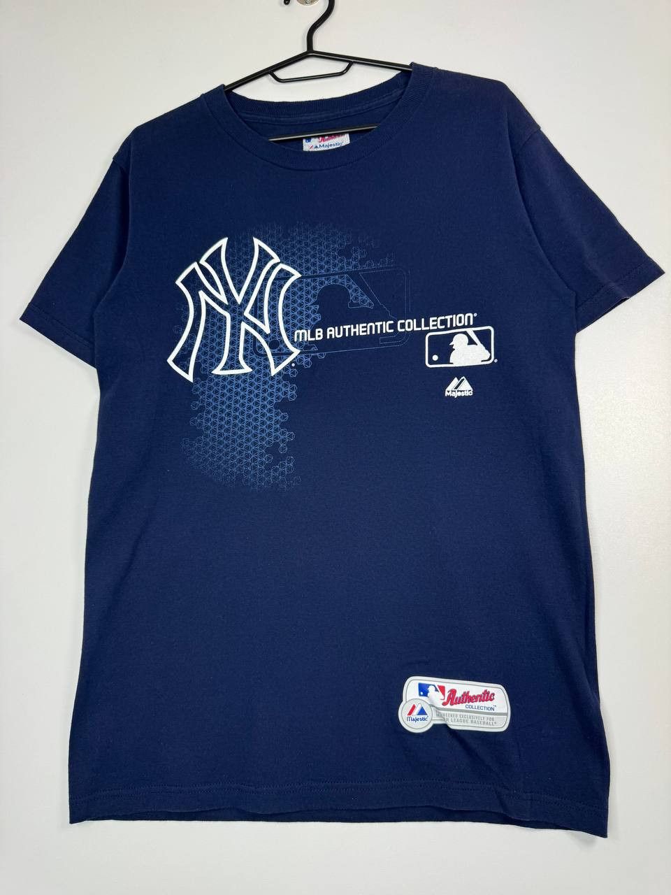 New York Yankees New York Yankees Majestic MLB Authentic T-Shirt Mens Size S Size US S / EU 44-46 / 1 - 1 Thumbnail