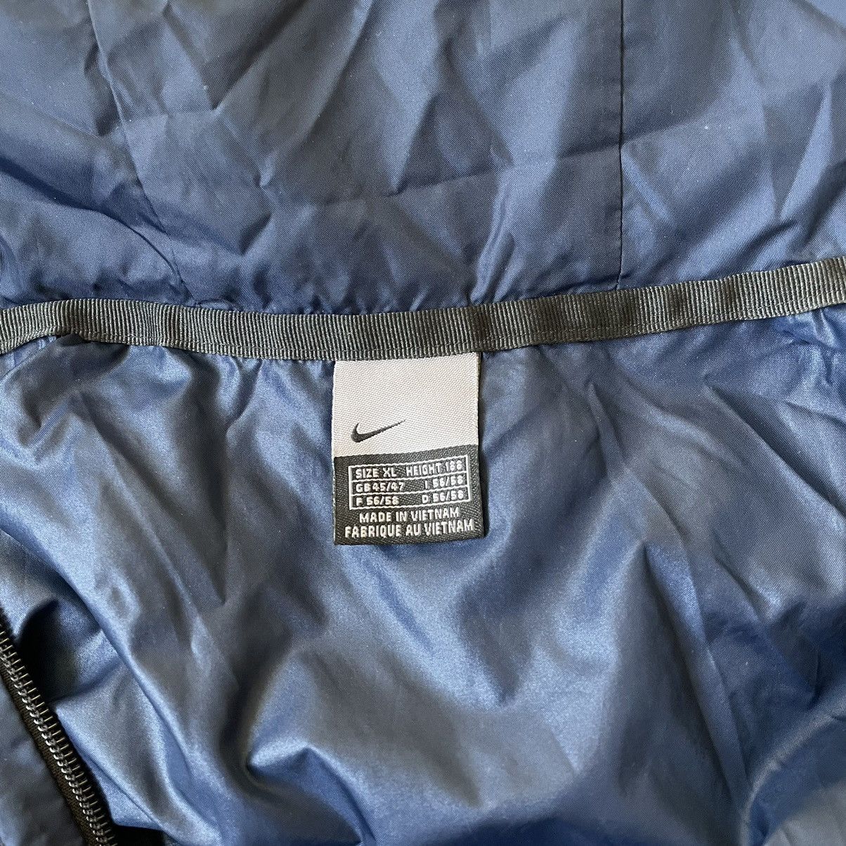 Nike × Vintage Vintage 00s Transformer Nylon Metal Nike Bag 2in1 Jacket Size US XL / EU 56 / 4 - 7 Thumbnail